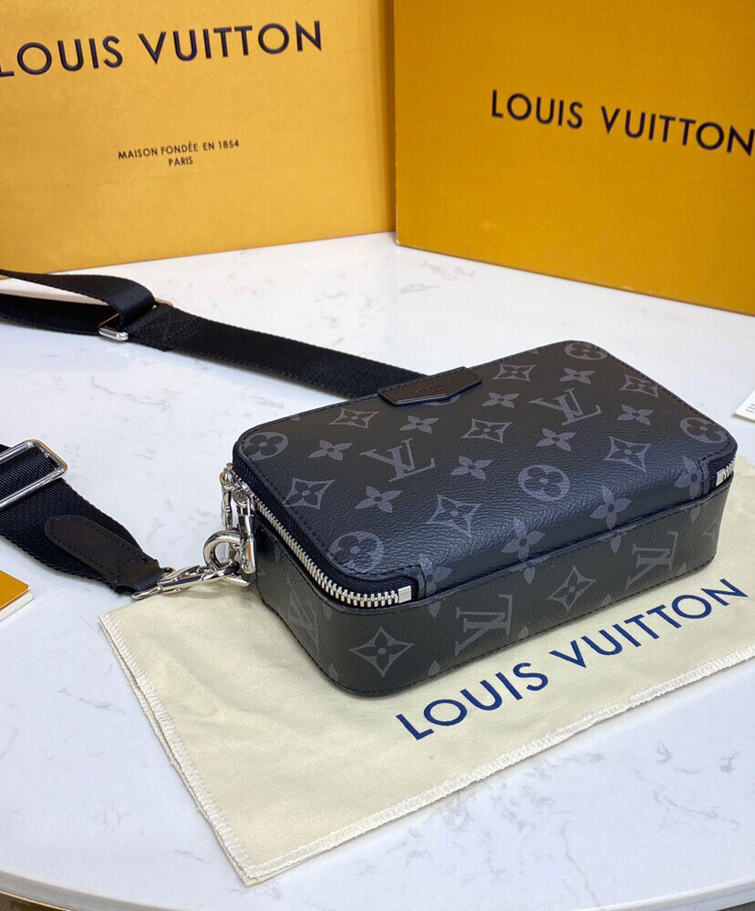 Louis Vuitton Alpha Wearable Wallet M80741 Black1:1High-quality replica