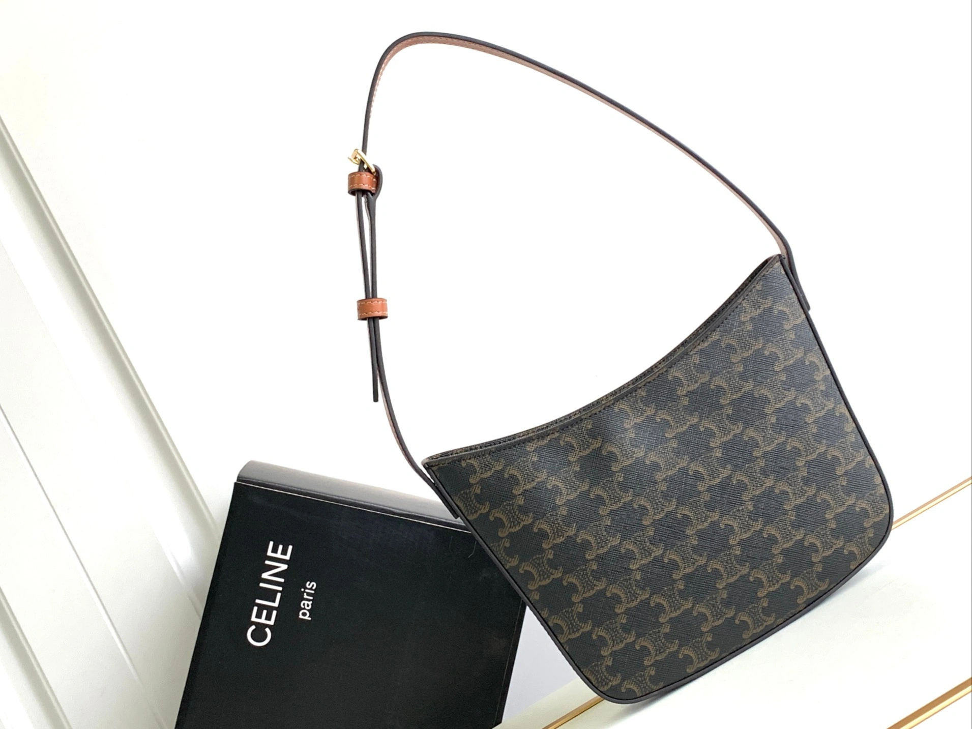 CELIN* MEDIUM CROQUE BAG - Tidelocker Bags Ru1:1High-quality replica