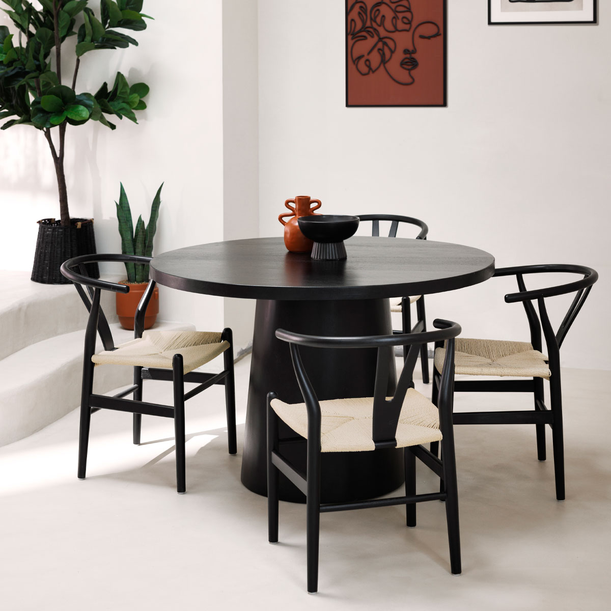 Dining table "Boki" Mango tree, black, d.120 cm