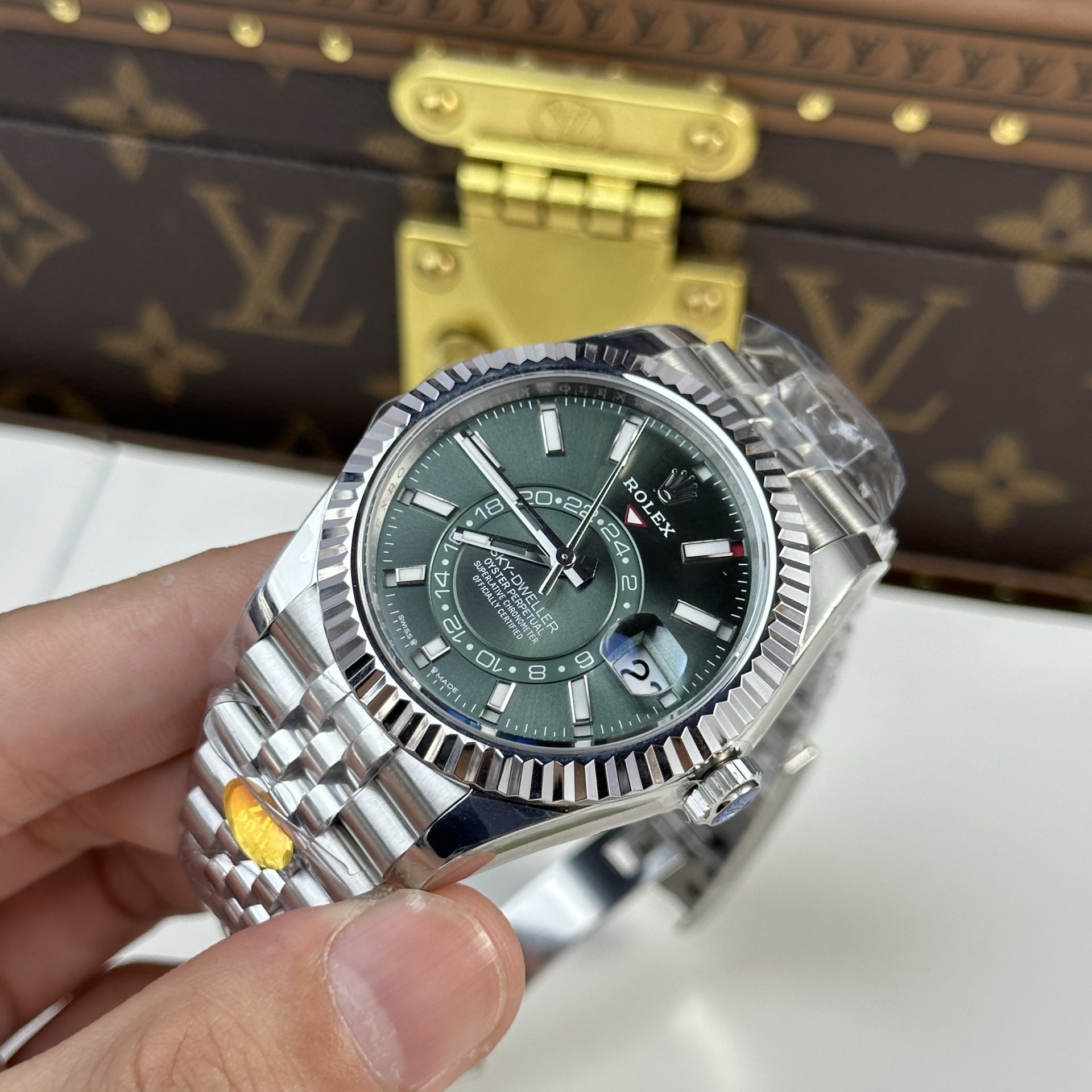 Rolex Replica Watch Sky Dweller 336934 Strap Jubilee Dial Green 42mm - Top club