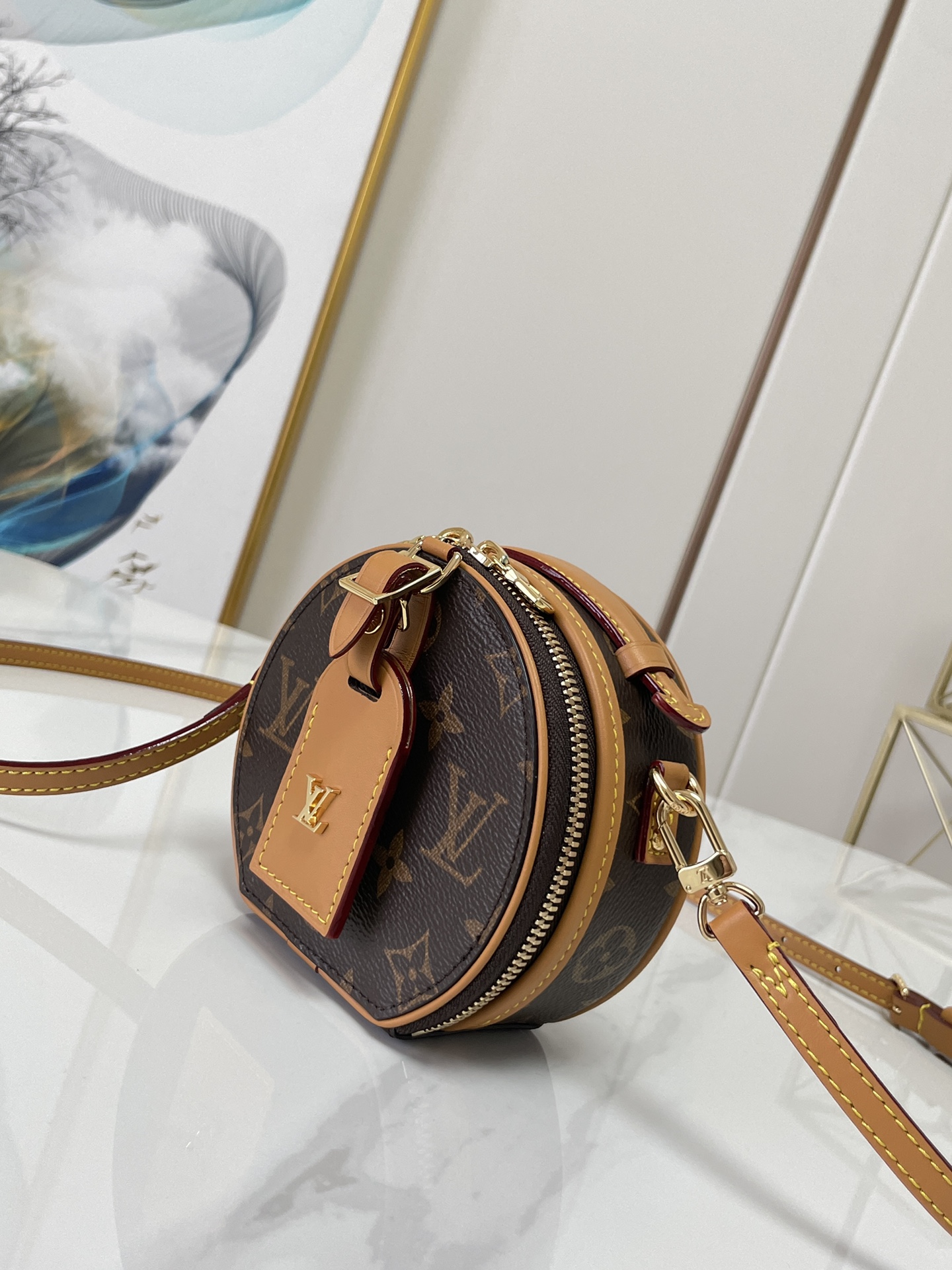 Louis Vuitton Boite Chapeau M446991:1High-quality replica