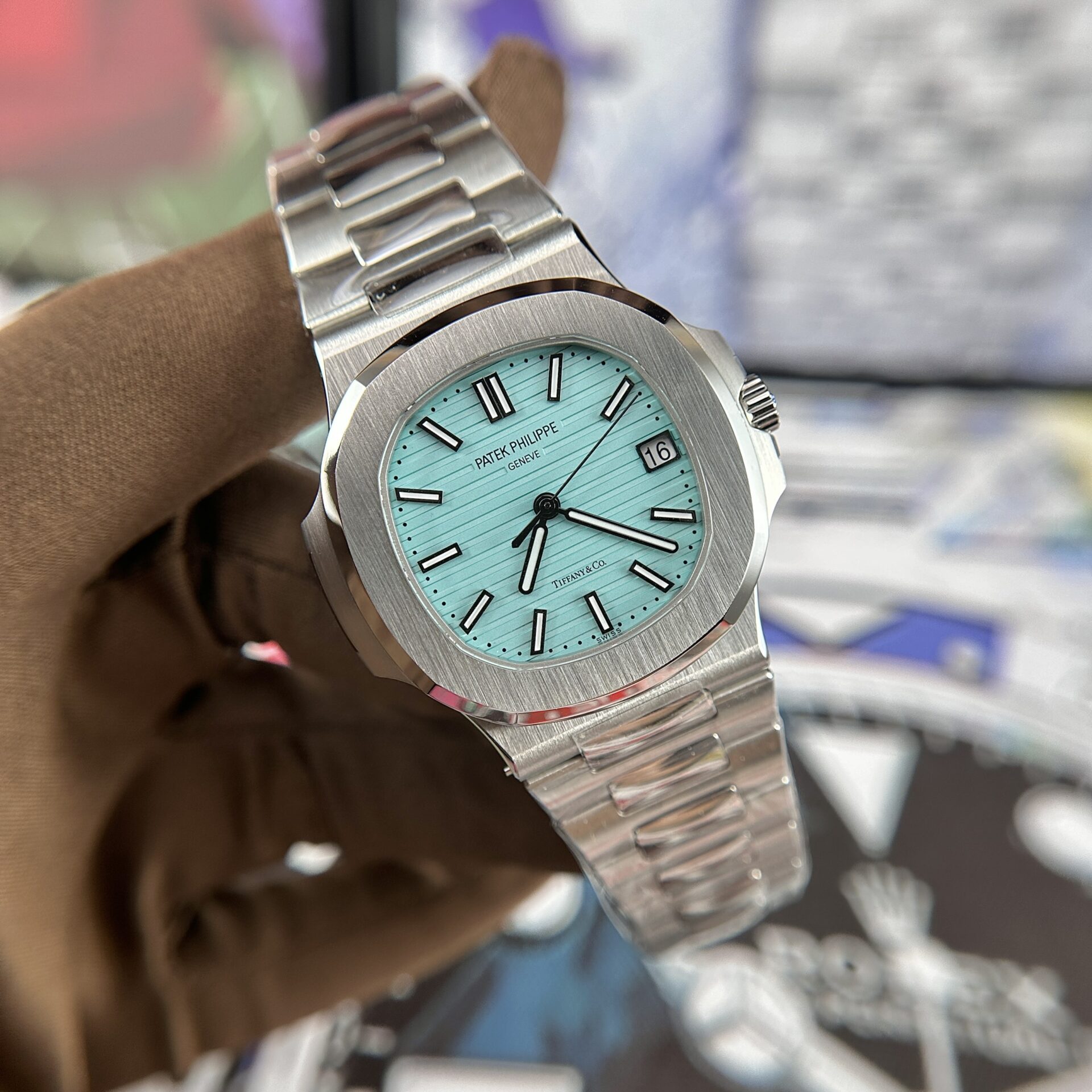 Patek Philippe Nautilus 5711 Tiffany   Co Factory 3K Replica 1:1 Watch 40mm - Elite Watch Atelier