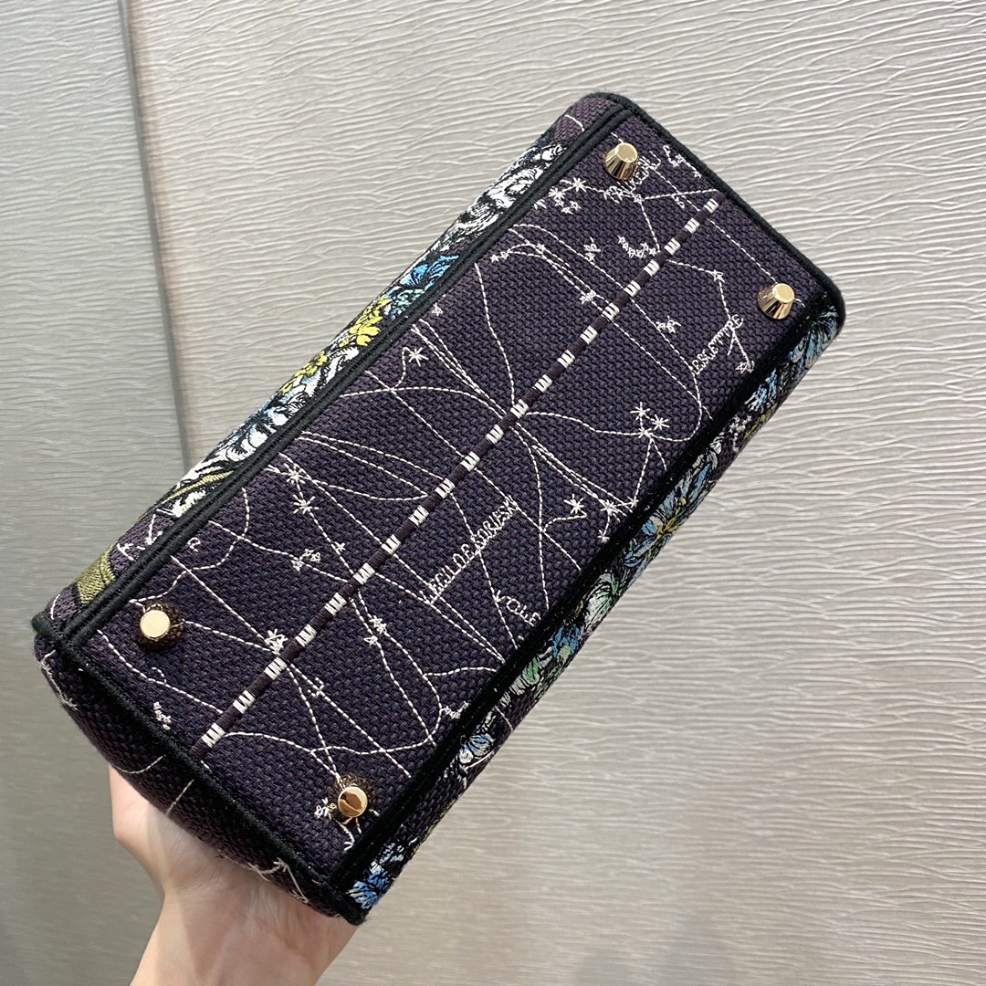 Christian Dior Medium Lady D-Lite Bag Dior Constellation Embroidery, Blue, For Women Women’s Handbags, Crossbody Bags, 24cm CD M0565ORHP_M9281:1High-quality replica