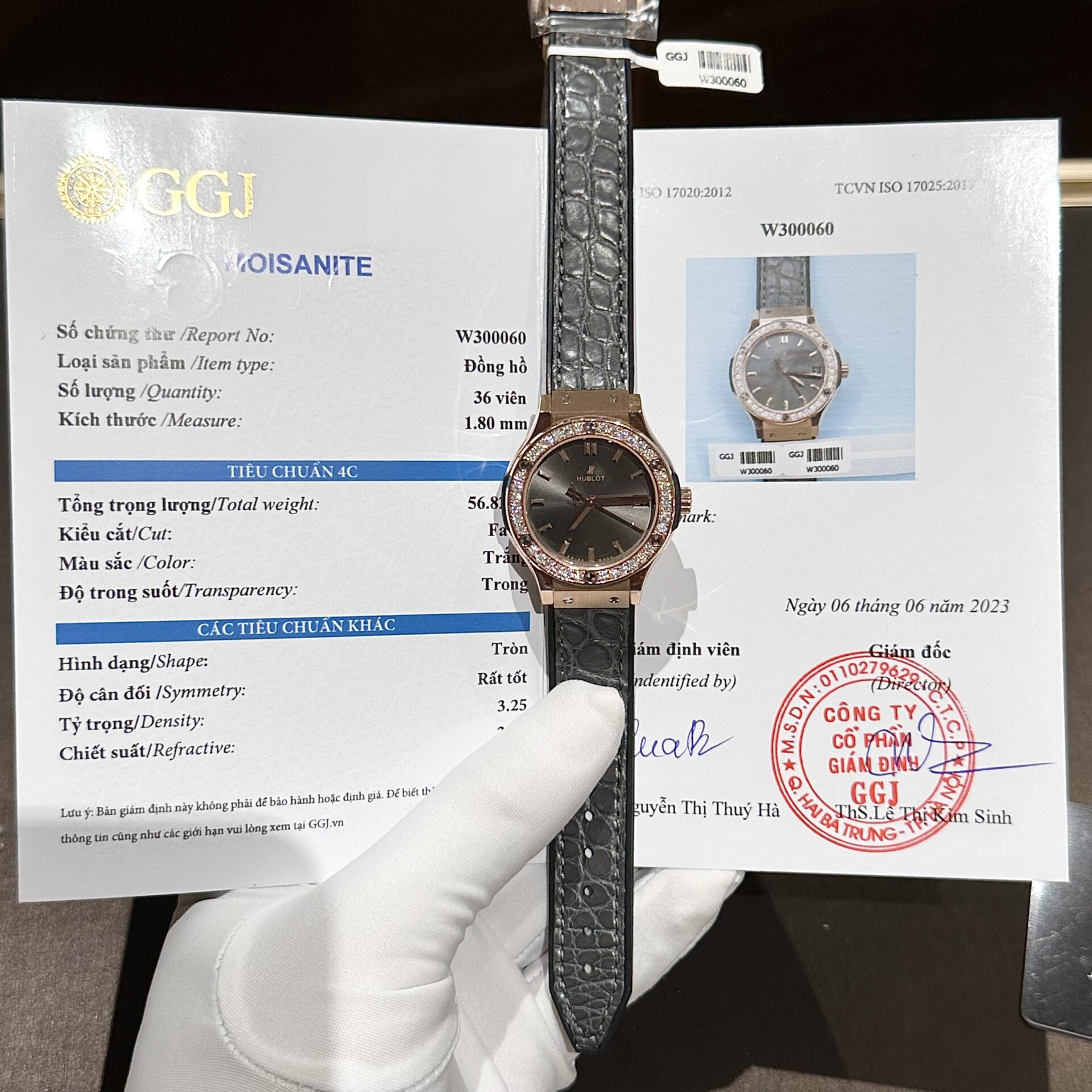Hublot Women s Replica Watch With Moissanite Diamond 33mm - Top club
