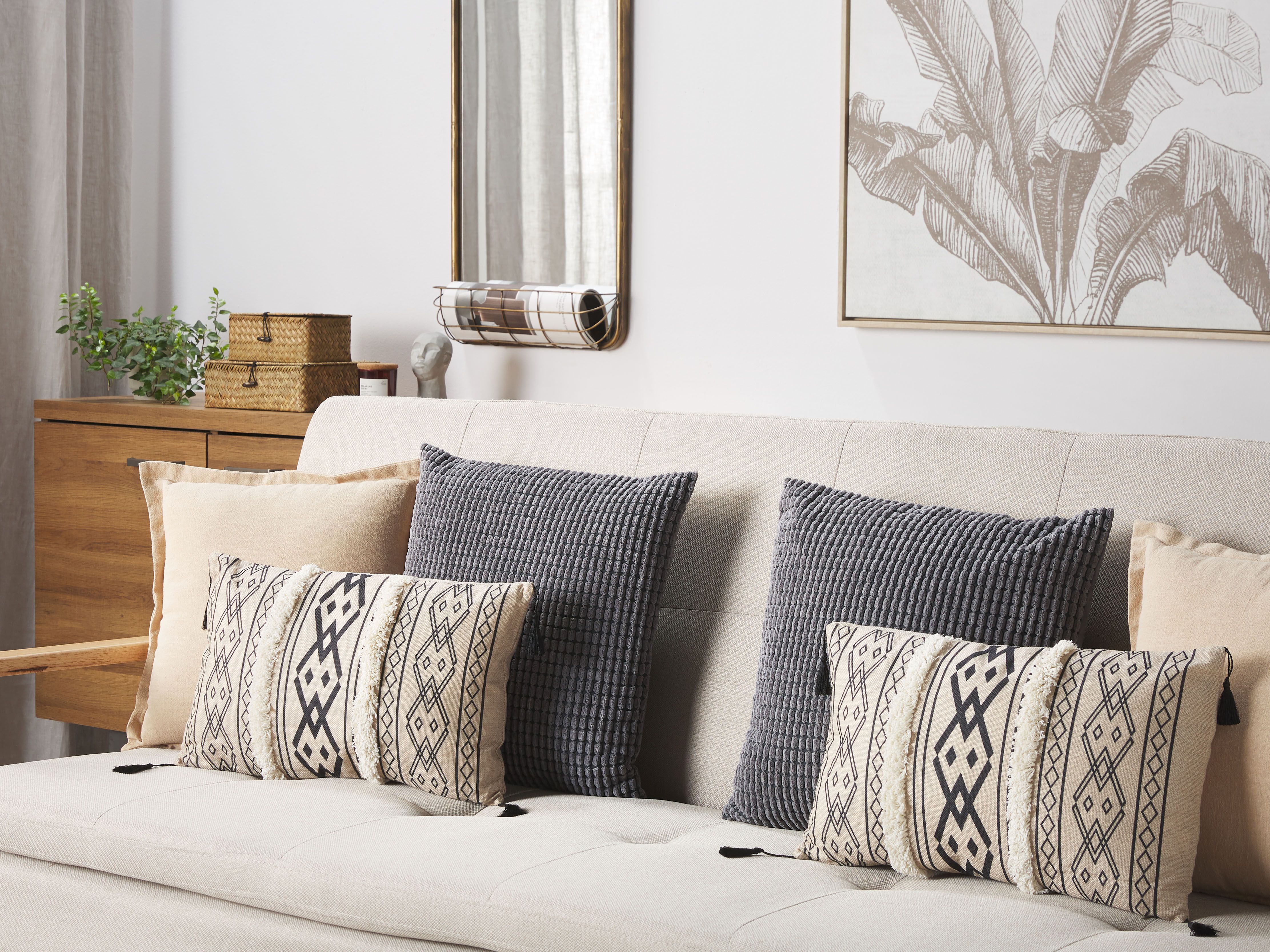 Set of 2 Decorative Cushions PULMONARIA 30 x 50 cm Beige Geometric Pattern