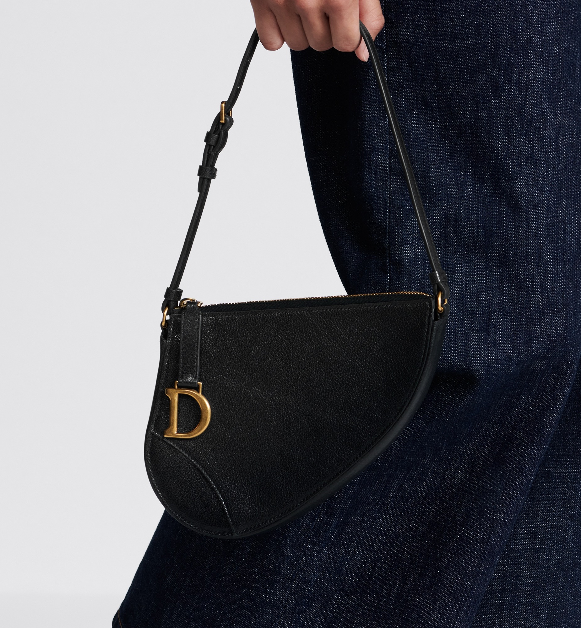 Christian Dior Saddle Rodeo Pouch Black For Women S5909CCEH_M900 – 20 Cm/ 8 Inches1:1High-quality replica