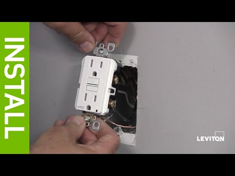 Leviton SmartLockPro Dual Function 15A White Residential Grade AFCI/GFCI Outlet