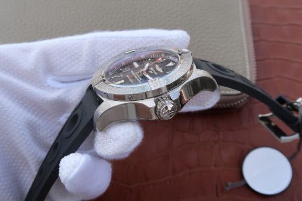 Replica Breitling Avenger II Seawolf SS GF Black Dial Black Rubber Strap A2824 - Top club