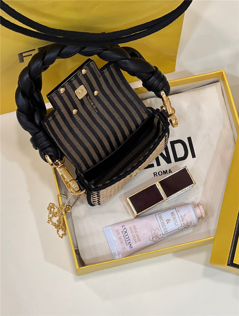 fendi Nano baguette raffia charm mini bag - Replicaclubs