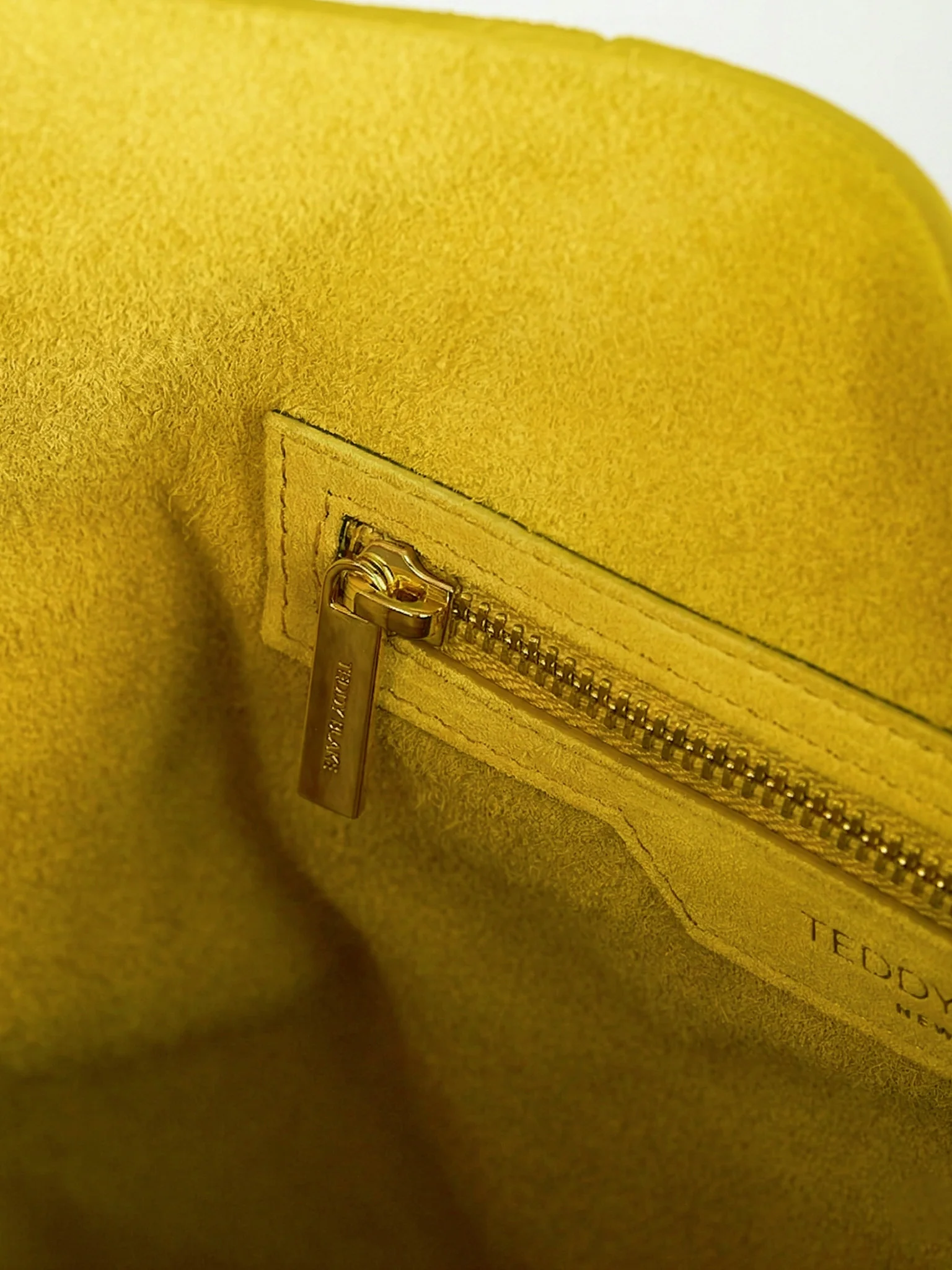 Amelia Suede 15