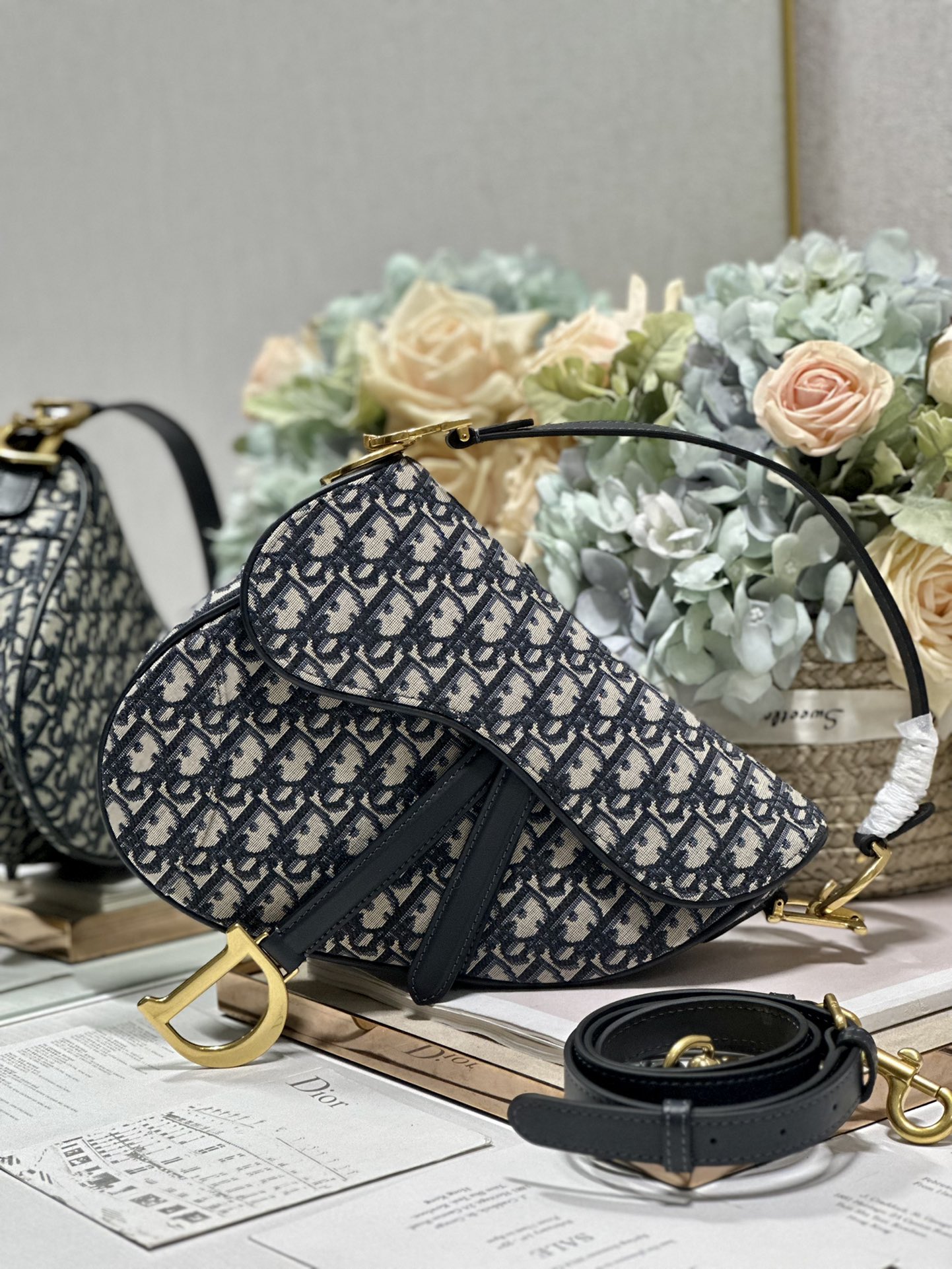 Saddle Bag With Strap Blue Oblique Jacquard For Women 10in/25.5cm M0455CTZQ_M9281:1High-quality replica