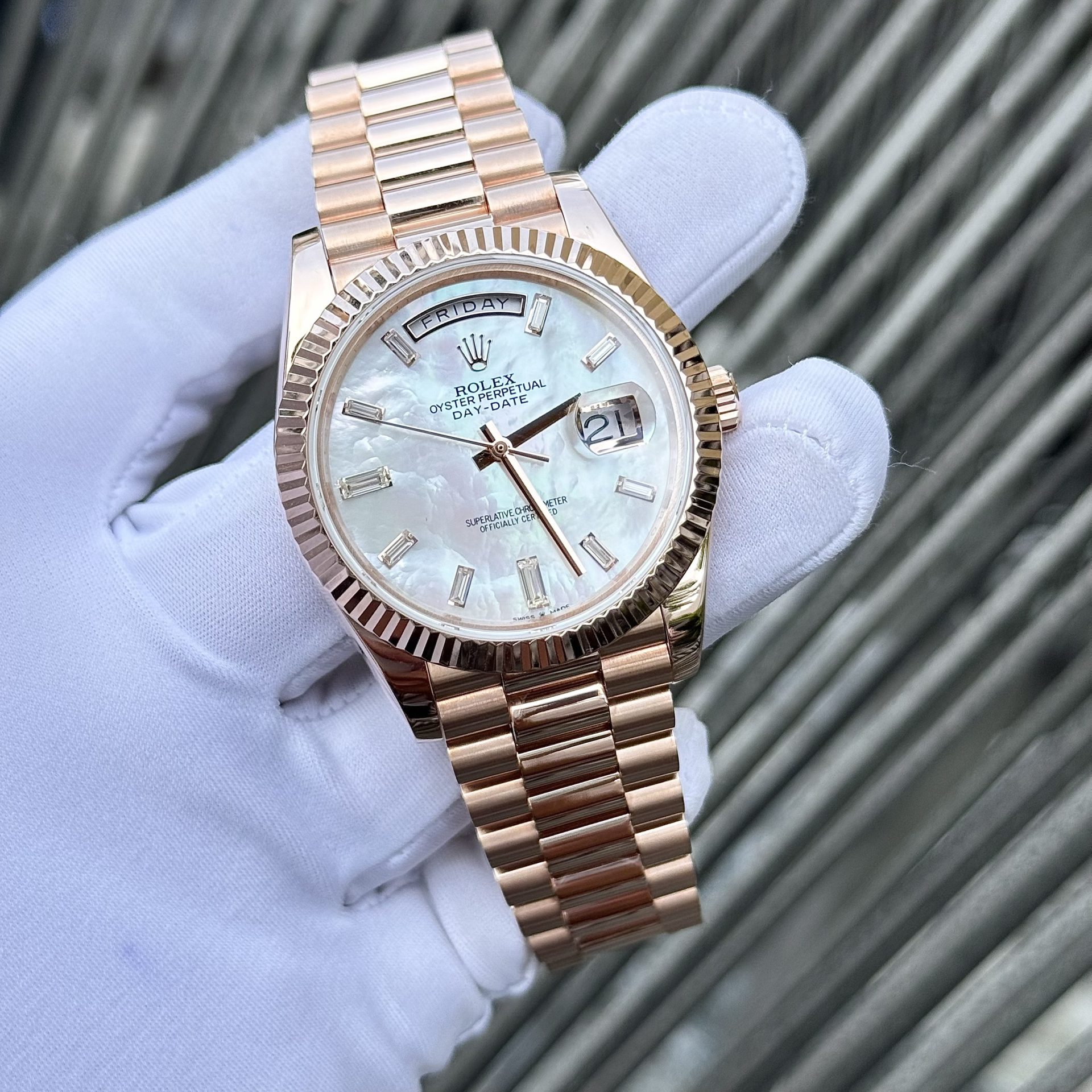 Rolex Best Fake Watch Day-Date Mother Of Pearl Dial Moissanite Gold Wrapped GM Factory 40mm - Top club