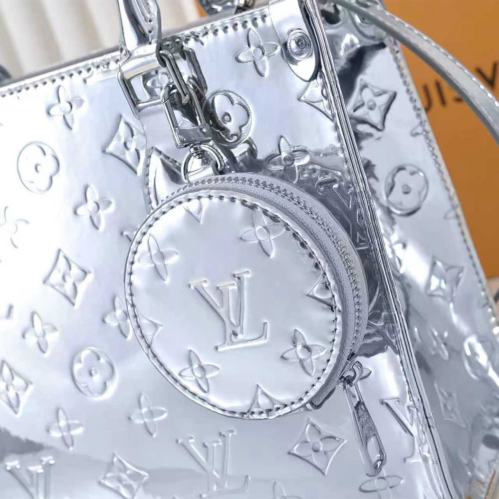 Louis Vuitton Onthego PM1:1High-quality replica