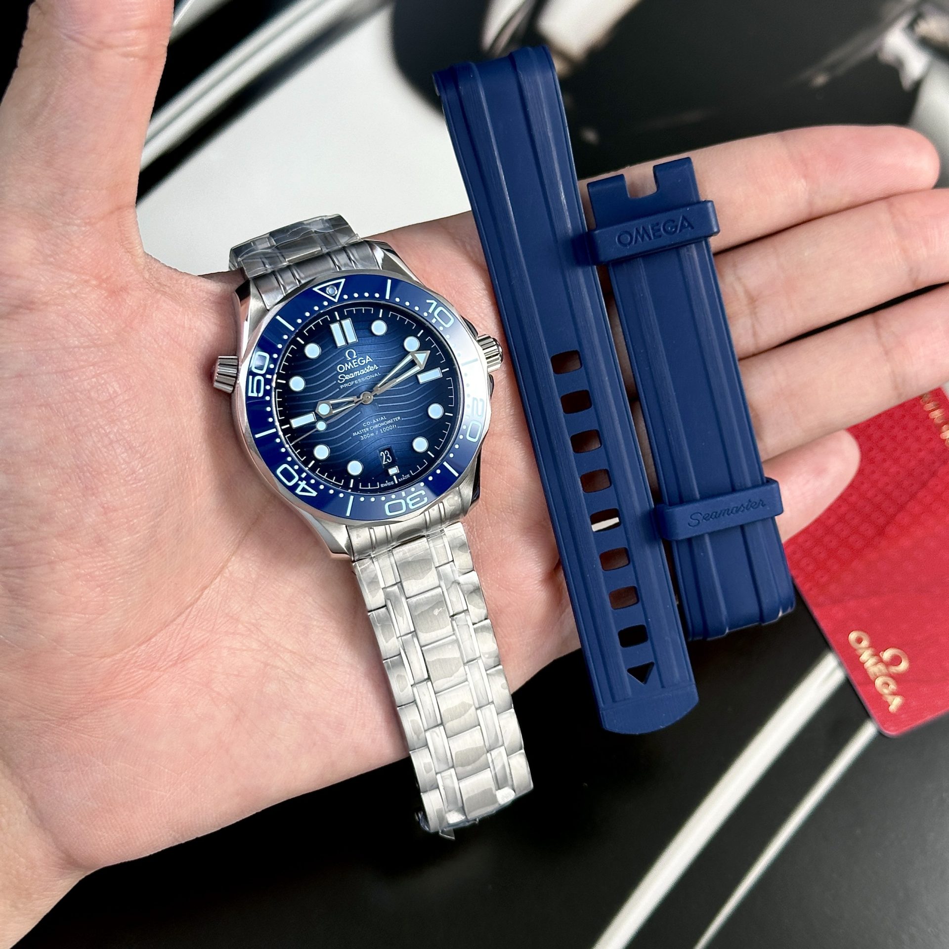 Omega Replica Watches Seamaster Summer Blue Dial VS Factory 42mm - Top club
