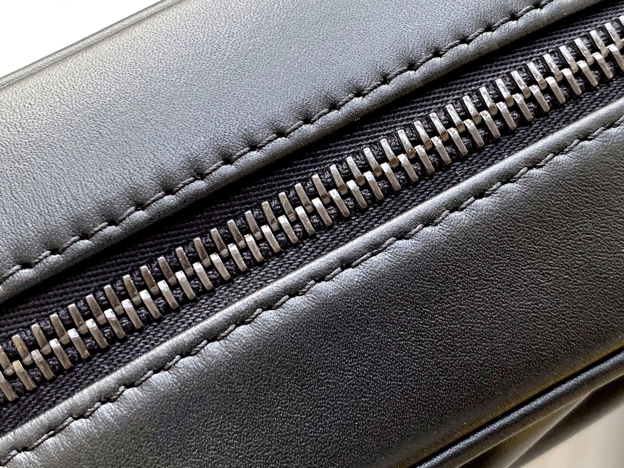 MONOGRAM SAINT LAURENT1:1High-quality replica