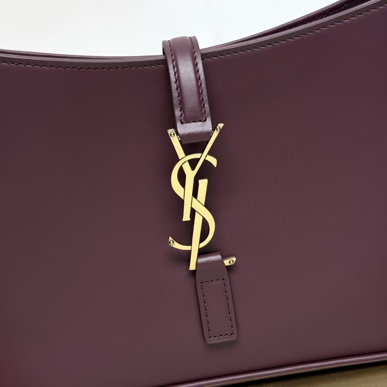 Saint Laurent LE 5 À 7 Smooth Leather HandBag1:1High-quality replica