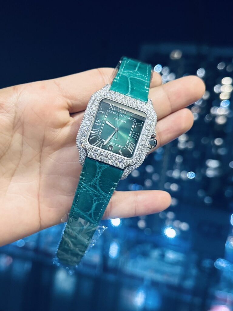 Cartier Santos With Green Moissanite Replica Watch 39.8mm - Top club