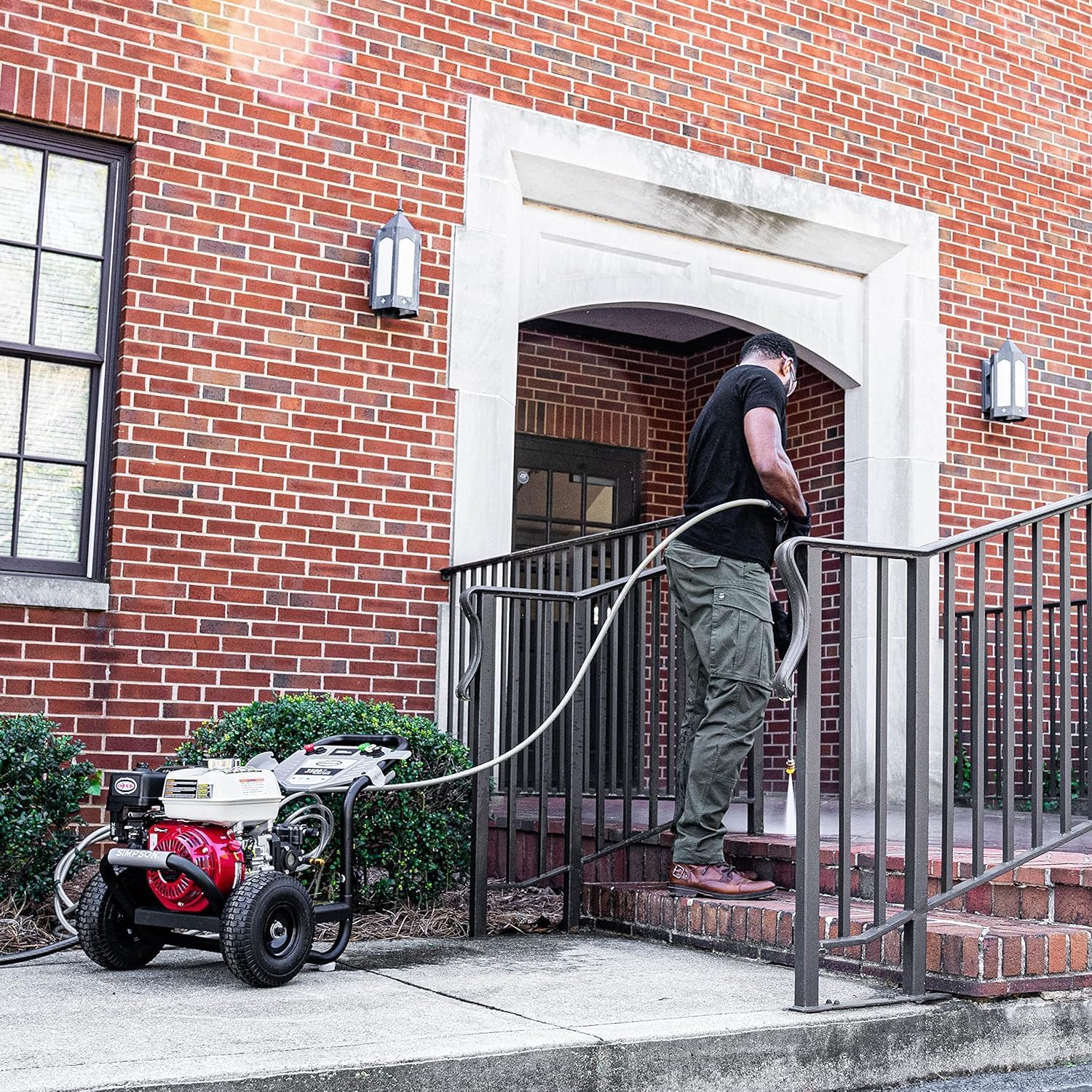 Simpson Gas Pressure Washer 3500 PSI 2.5 GPM With Honda GX200 Engine - PS61002-S - Image 7 Simpson Gas Pressure Washer 3500 PSI 2.5 GPM With Honda GX200 Engine - PS61002-S - Image 7