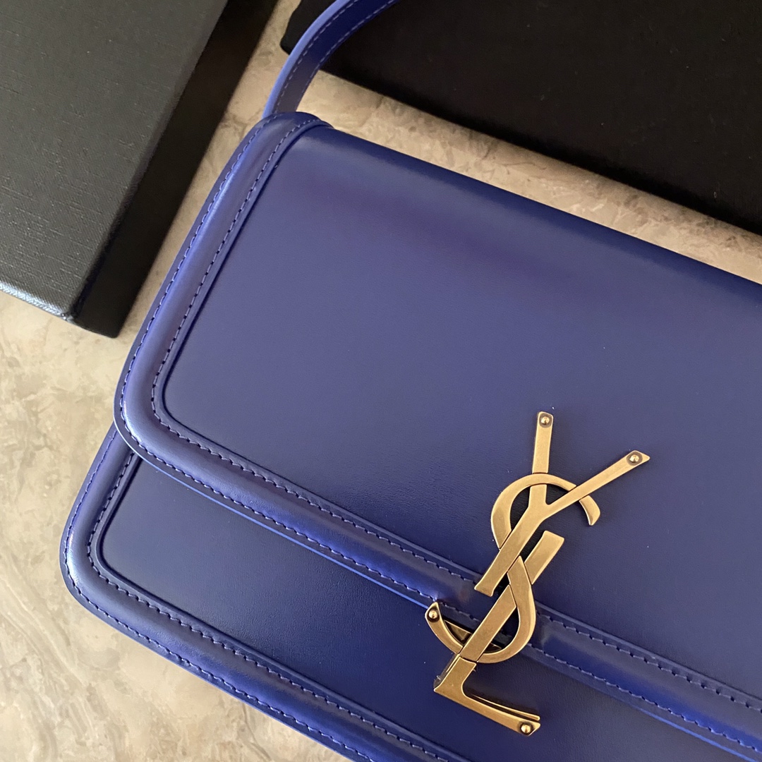 SOLFERINO MIDDLE SATCHEL IN LACQUERED AYERS1:1High-quality replica