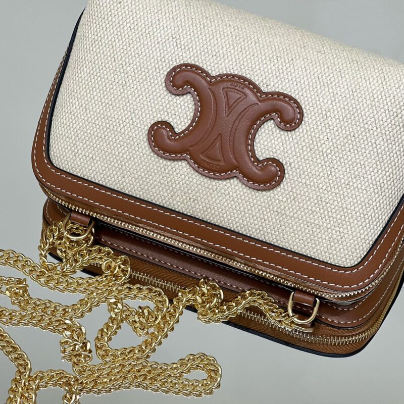 Replica Celine Triomphe Clutch White1:1High-quality replica