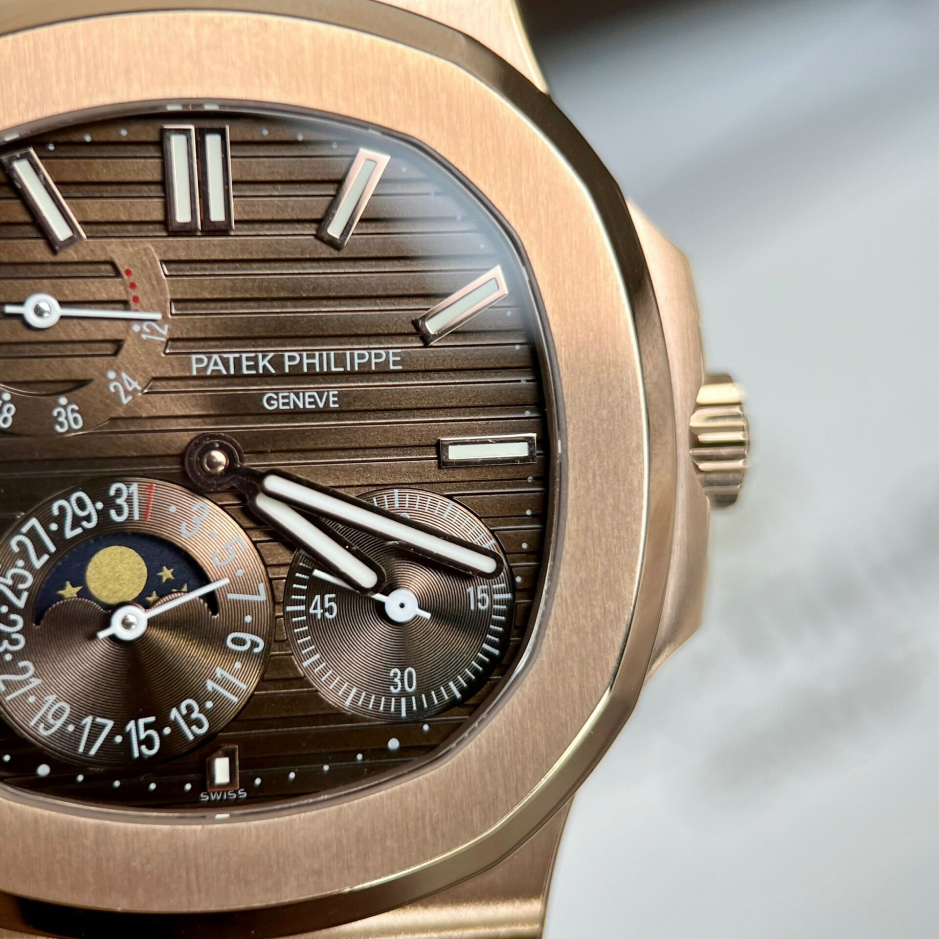 Patek Philippe Nautilus 5712 Chocolate Dial Gold Plated Replica 11 Watch GR 40mm - Top club