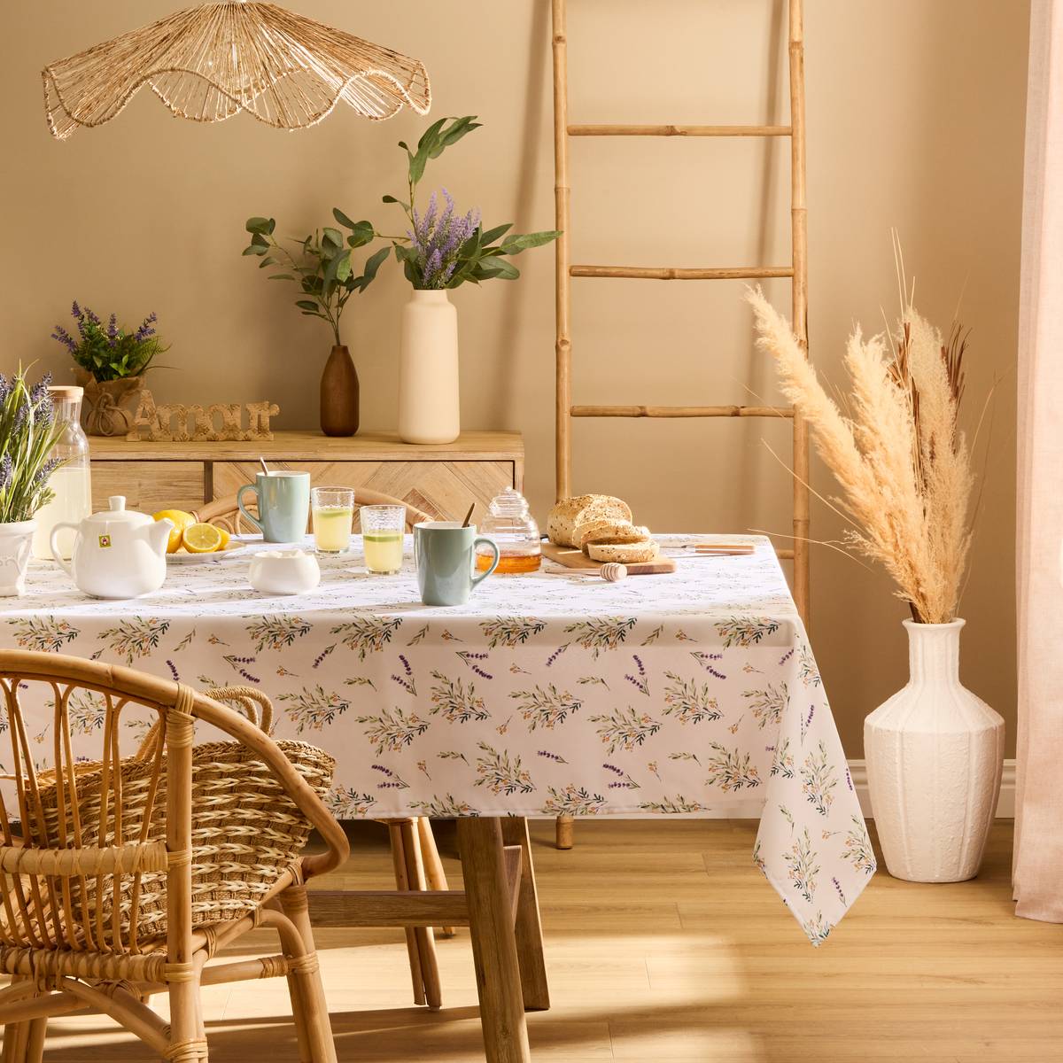 Tablecloth "Garrigue" 240x140 cm, White