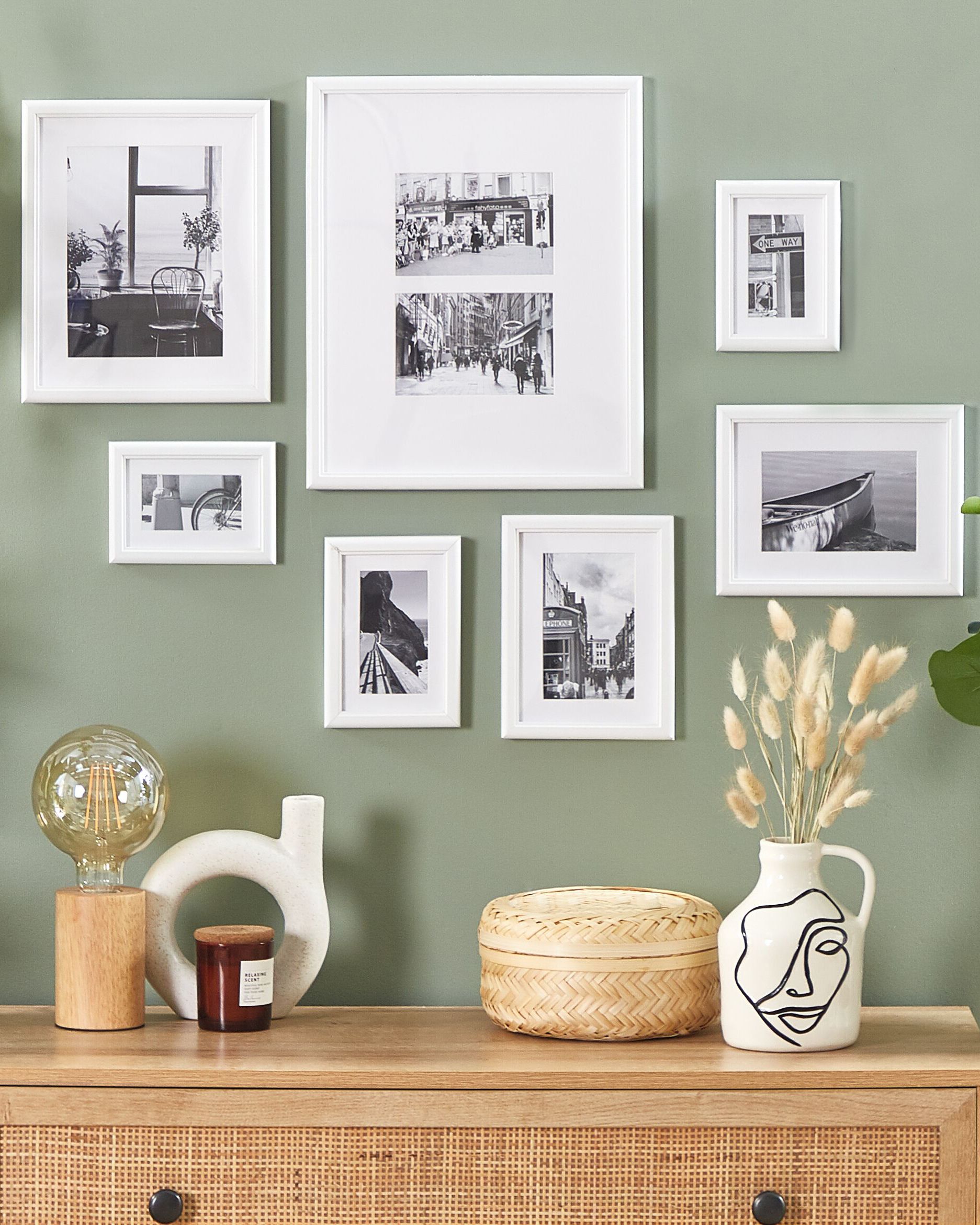 Set of 7 Photo Frames ZINARE Urban Motif White