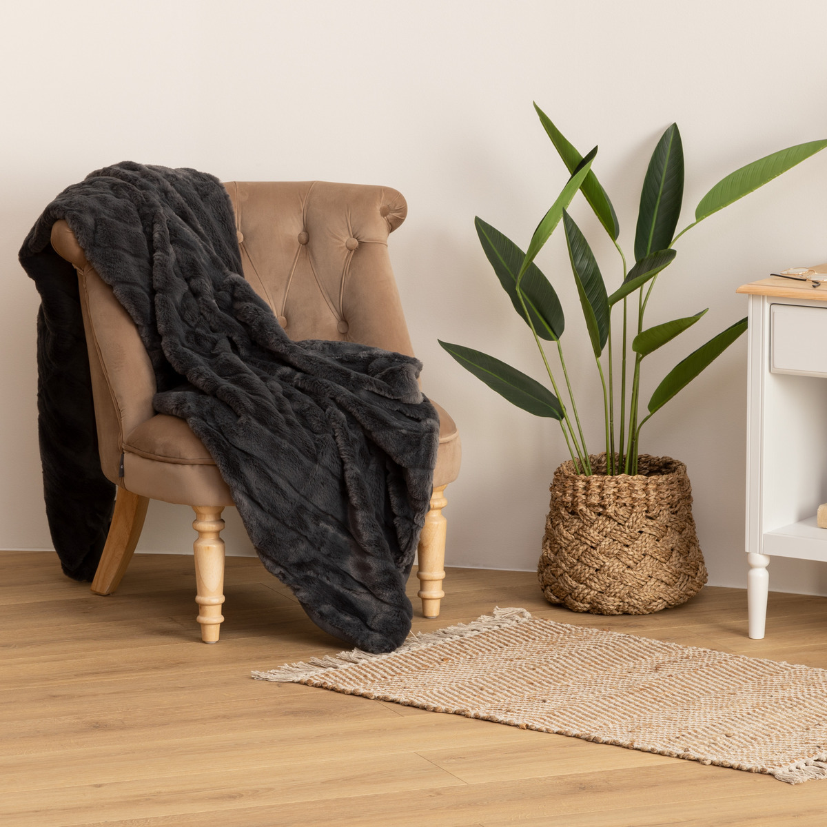 Faux fur plaid "Manoir" Slate grey, 120x160 cm