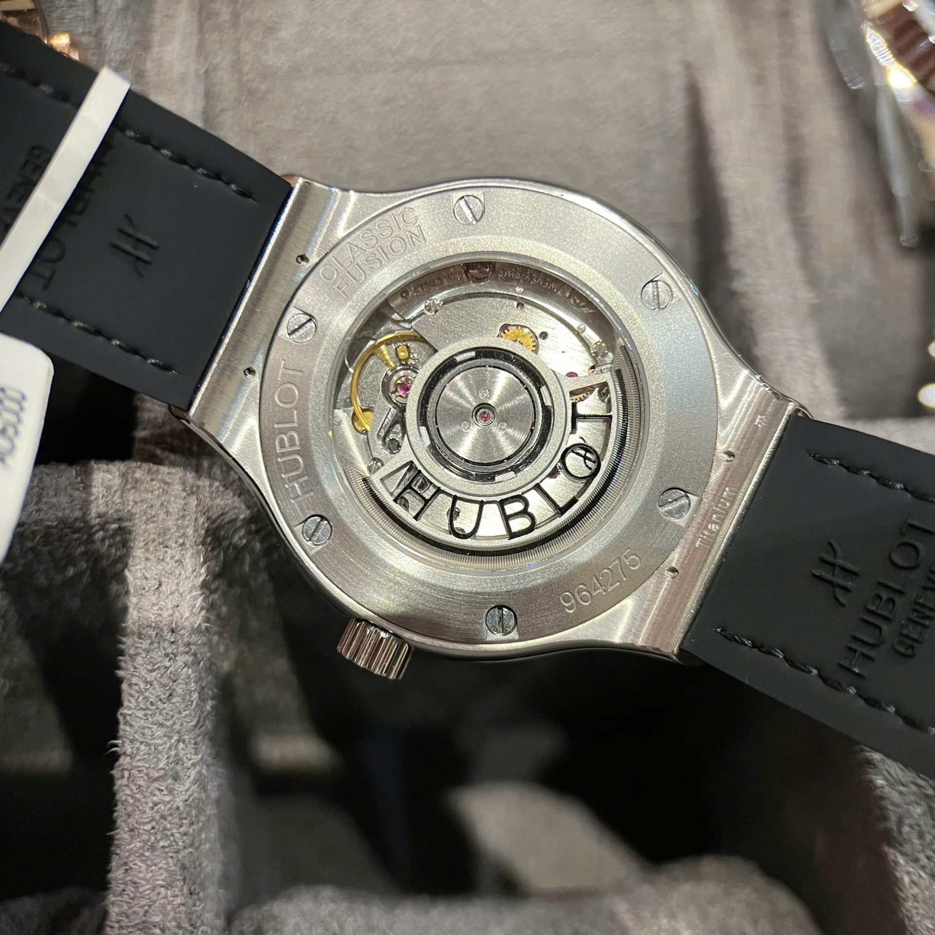 Hublot Classic Fusion Titanium Diamonds Pav�� Full Moissanite Hong Kong Imitation Watches 38mm - Top club