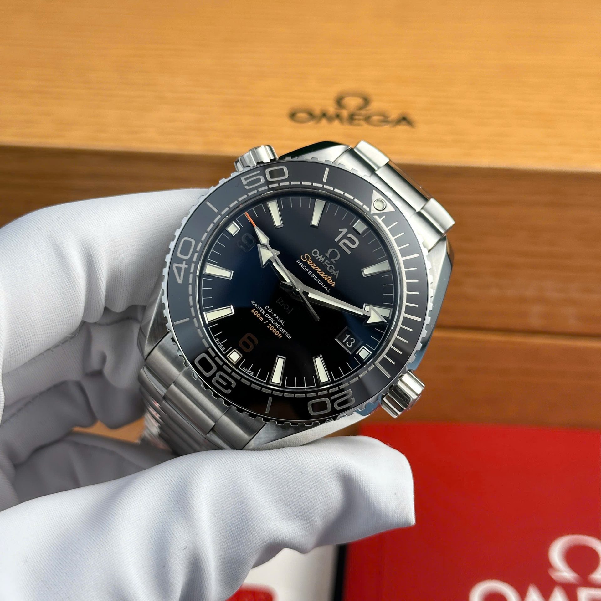 Omega Seamaster Planet Ocean 600M Replica Watch Metal Wire VS Factory 43.5mm - Top club