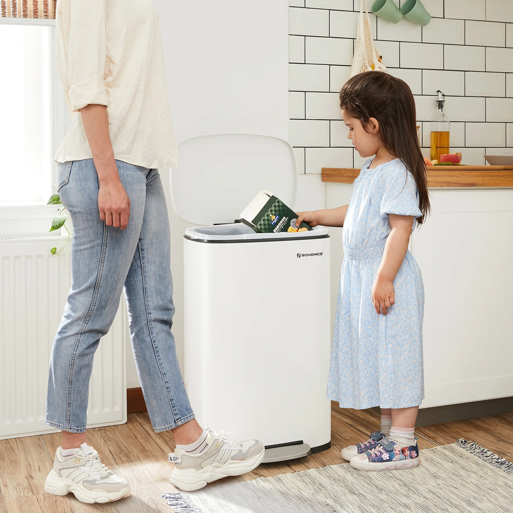 13 Gallon Stainless Steel Kitchen Trash Can, Garbage Can, Soft Close, White - Image 6