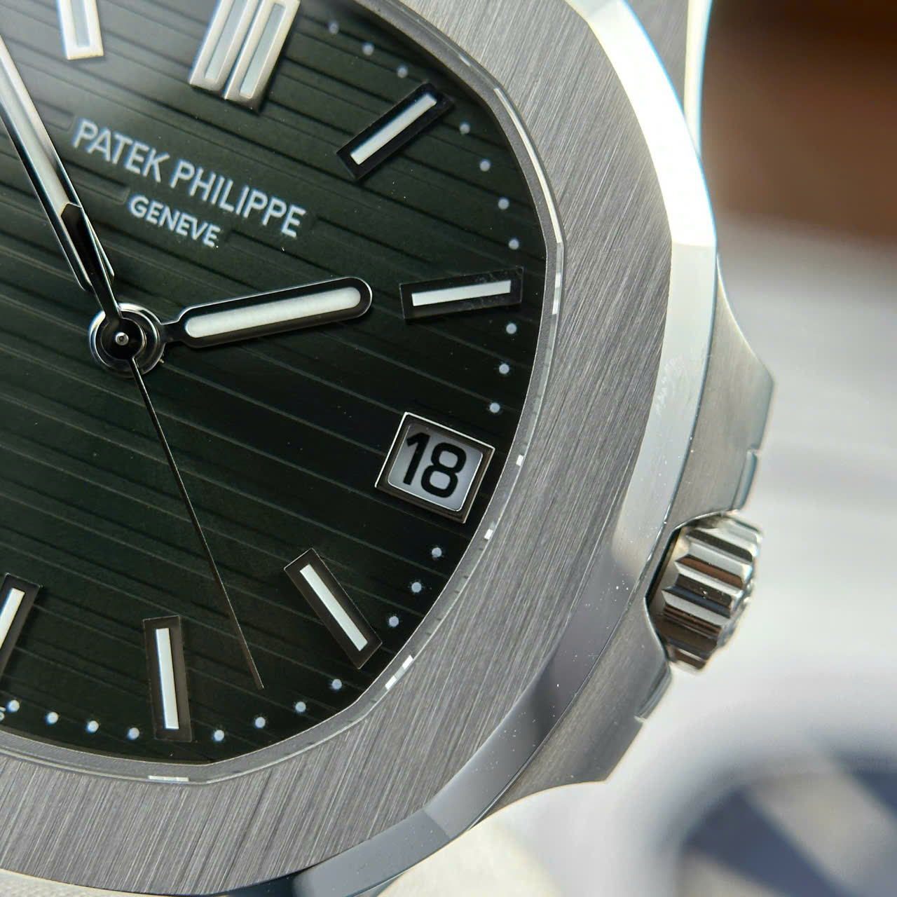 Patek Philippe Nautilus 5711 Refined Full Options Green Dial Best Top Quality Watch 40mm - Top club
