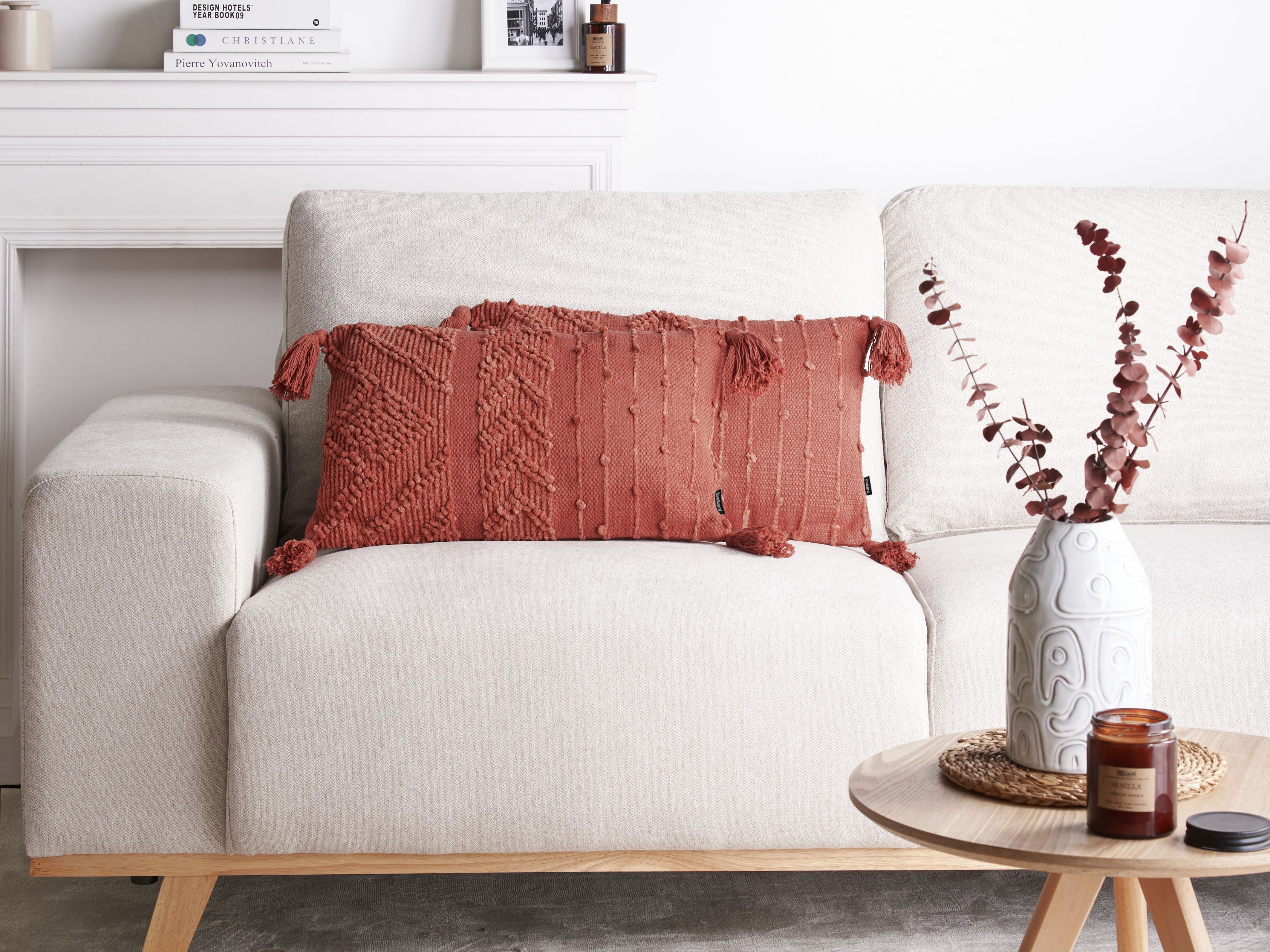 Set of 2 Decorative Cushions VALVARIA Cotton 30 x 50 cm Red Chevron Pattern