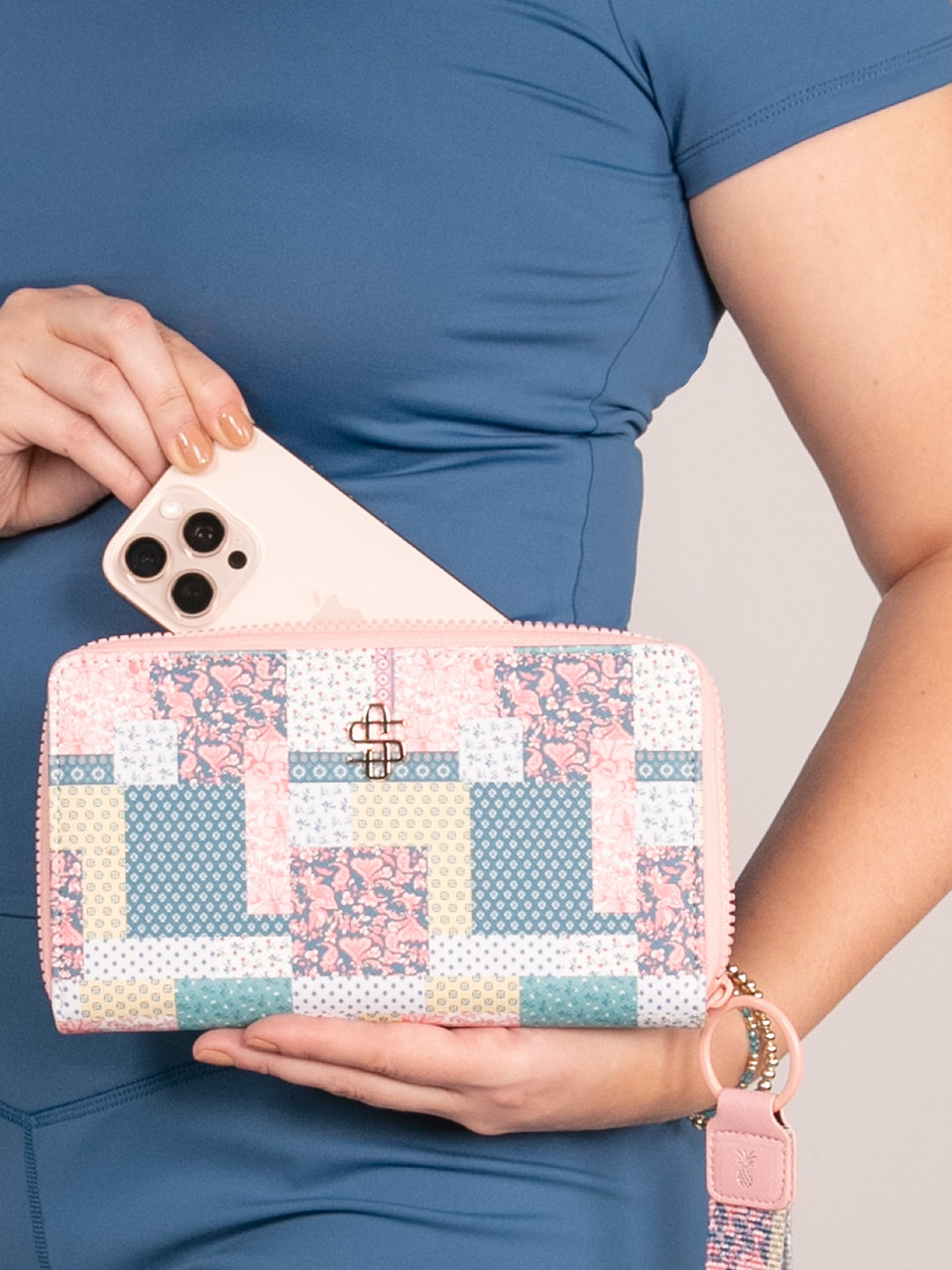 0225-BAG-WLT-QLTPTN - Simply Southern Outlet