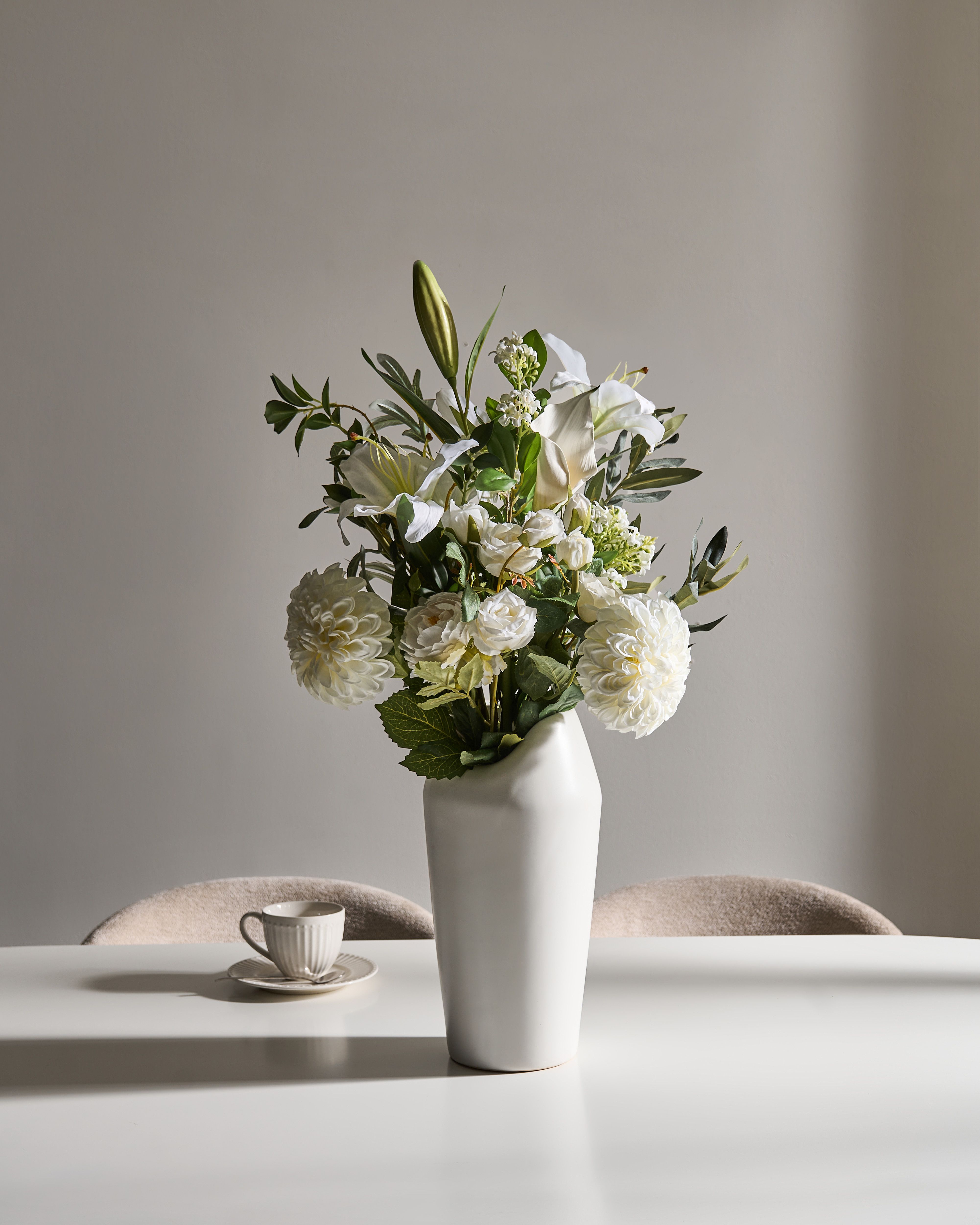 Artificial Flower Bouquet PARREIRA 67 cm White