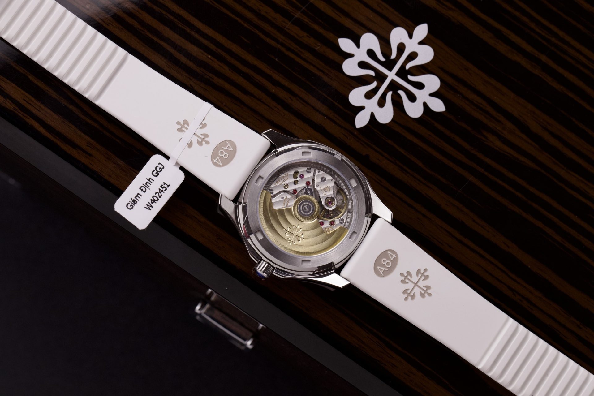 Patek Philippe Replica 11 Watch Aquanaut 5067 White Moissanite Diamond 35.6mm - Top club