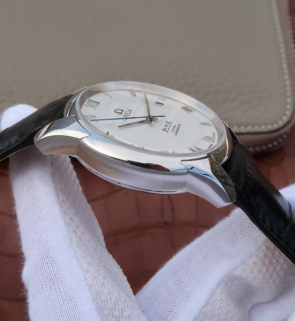 Replica Omega V6 De Ville 41mm SS White Dial Black Leather Strap A8500 - Top club