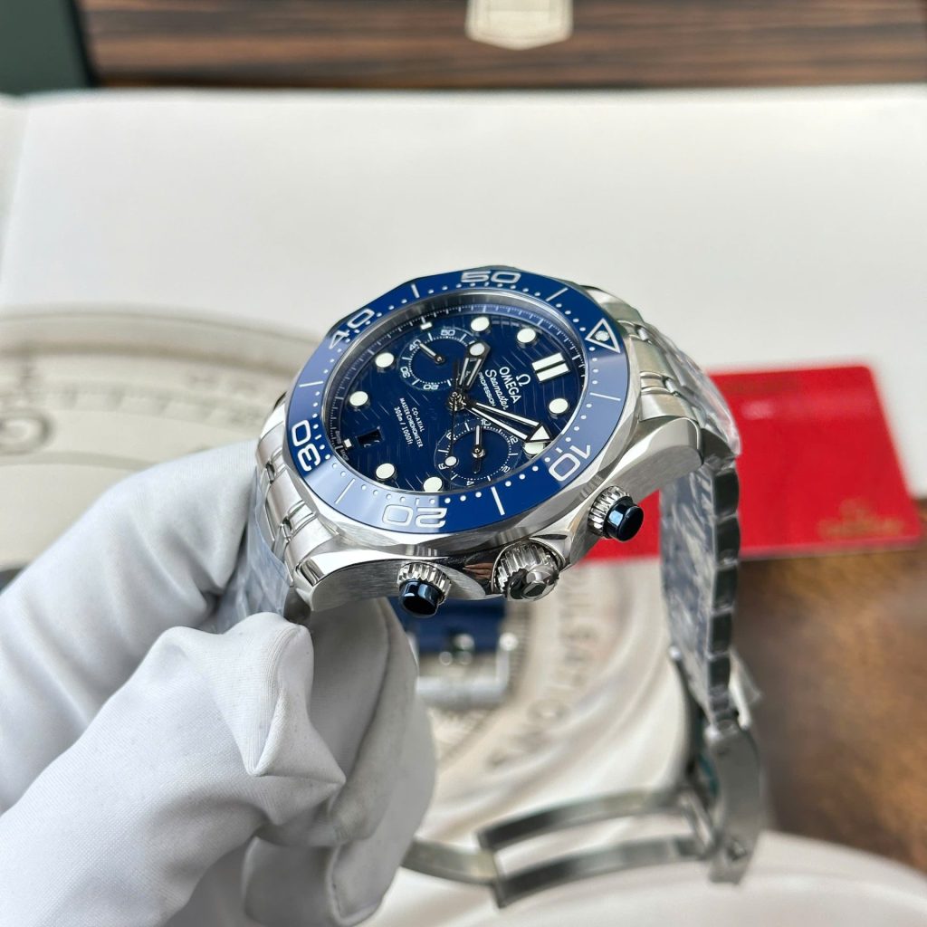 Omega Best Copies Watches Seamaster Diver 300M Chronograph Dial Blue N1 Factory 44mm - Top club