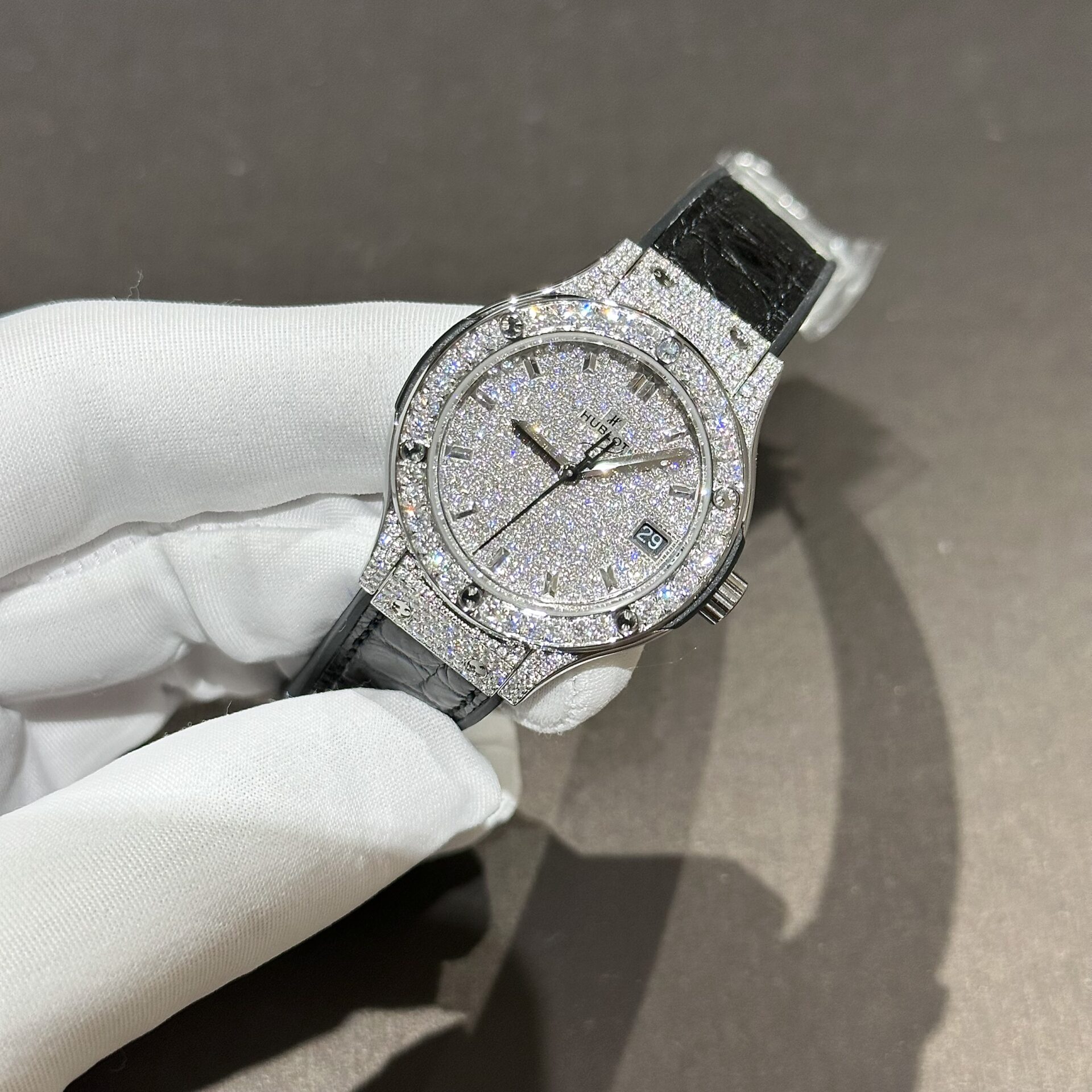 Hublot Classic Fusion Replica Watch With Full Moissanite Diamonds 33mm - Top club