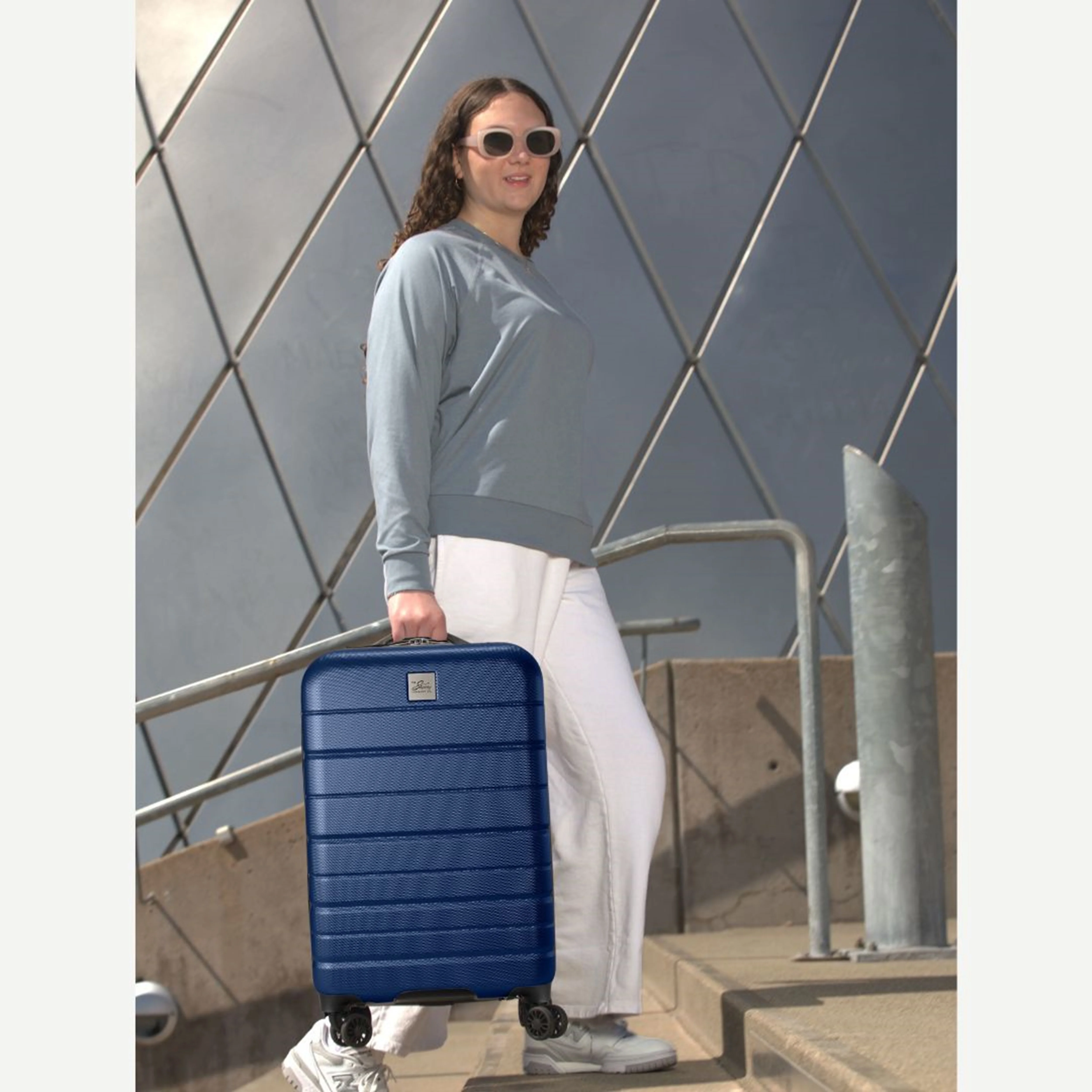 Skyway Luggage Epic 2.0 24" Hardside 8-Wheel Medium Check-In Spinner - Image 21