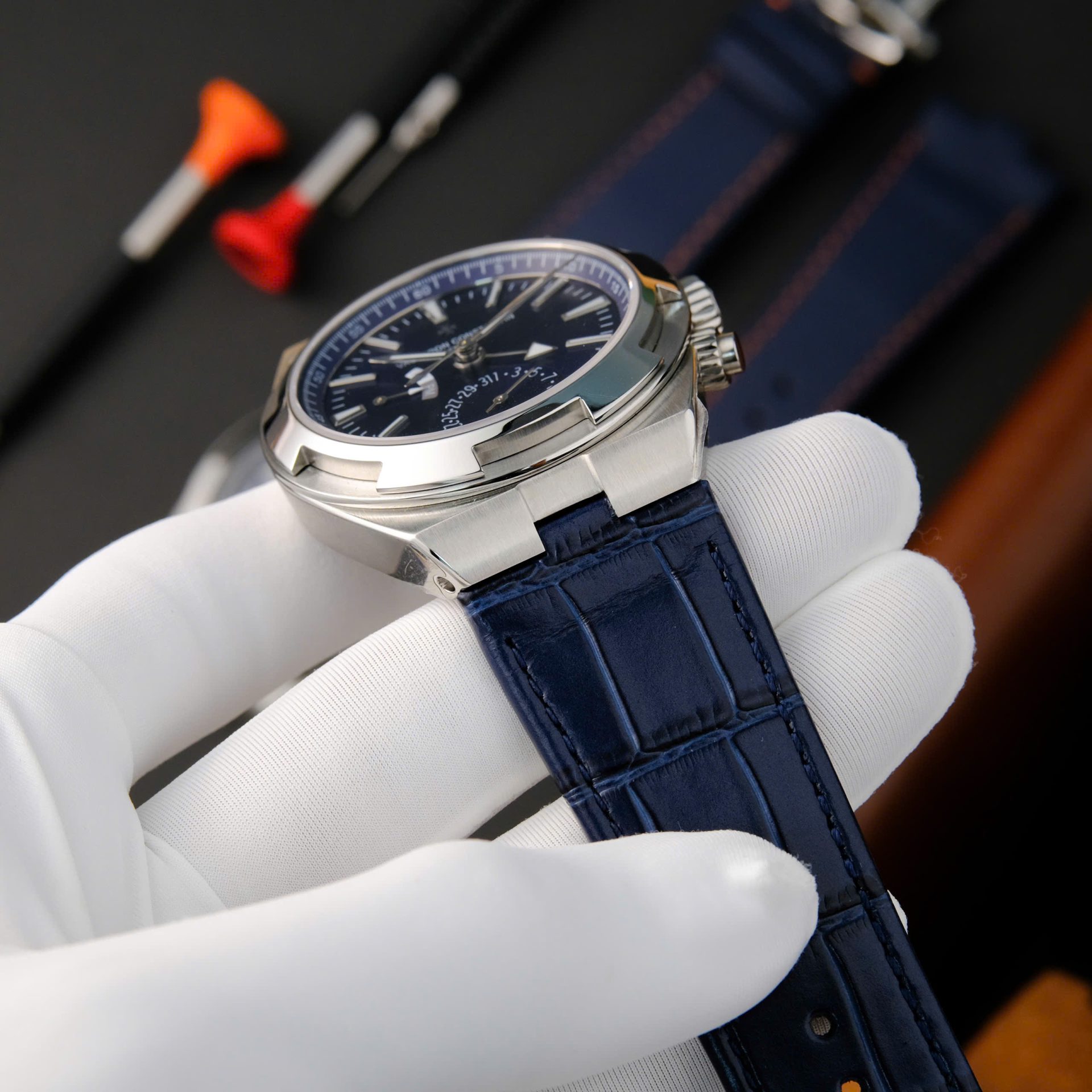 Vacheron Constantin Overseas Dual Time 7900V Replica Watch Blue Dial PZ Factory 41mm - Top club