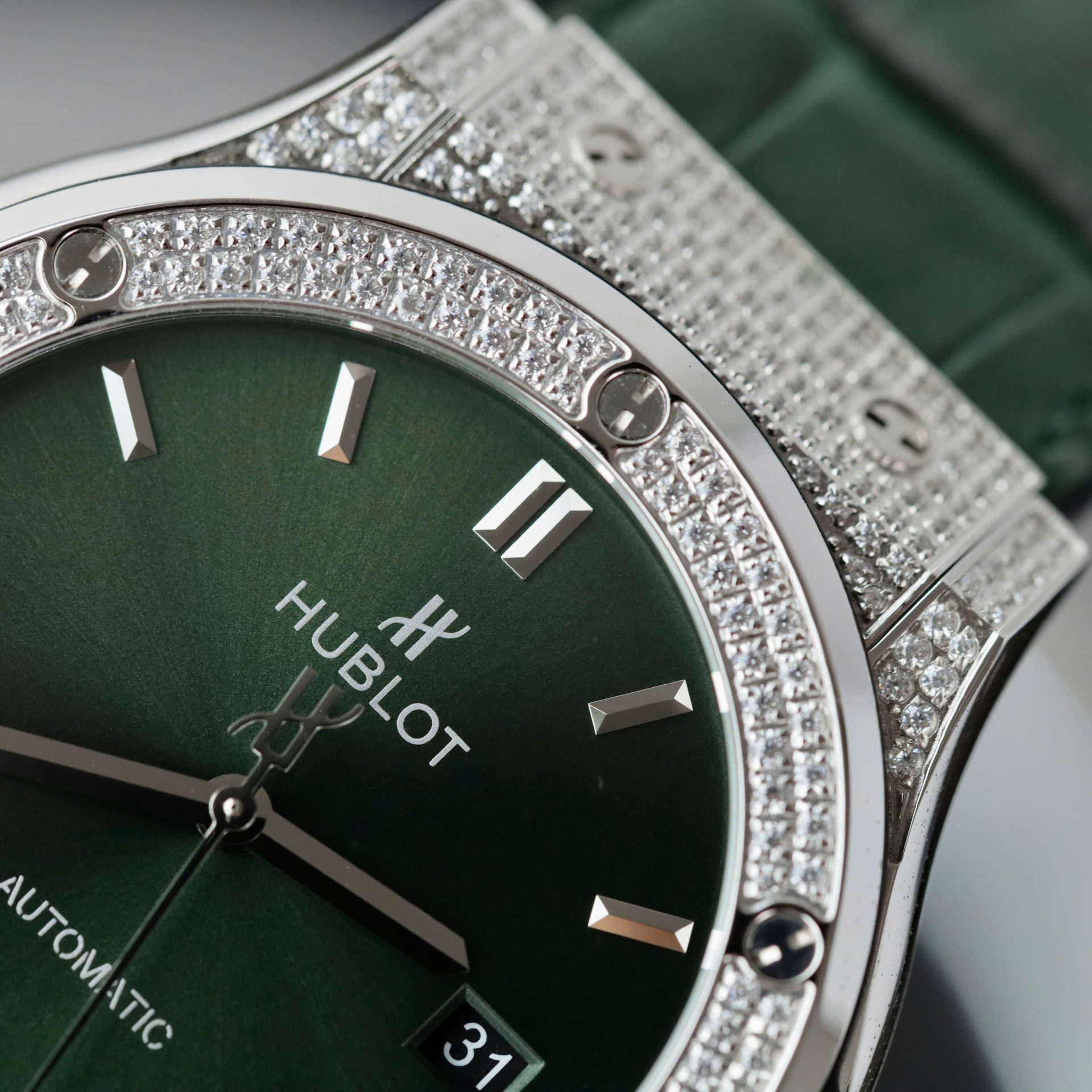 Hublot Classic Fusion Replica Watch Green Dial HB Factory 42mm - Top club