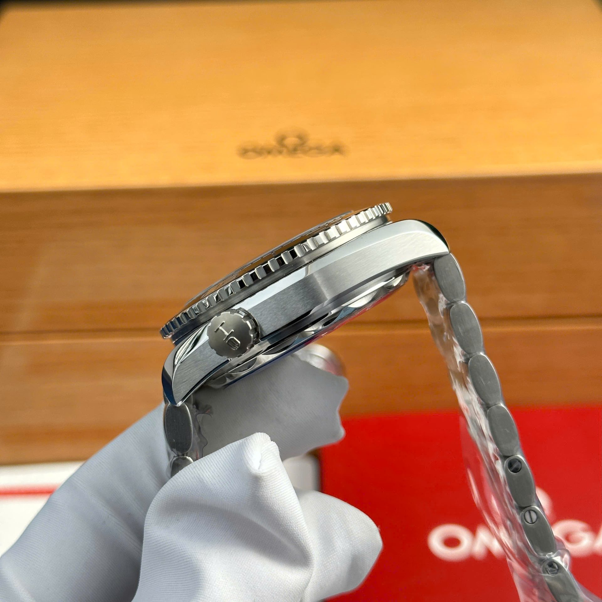 Omega Seamaster Planet Ocean 600M Replica Watch Metal Wire VS Factory 43.5mm - Top club