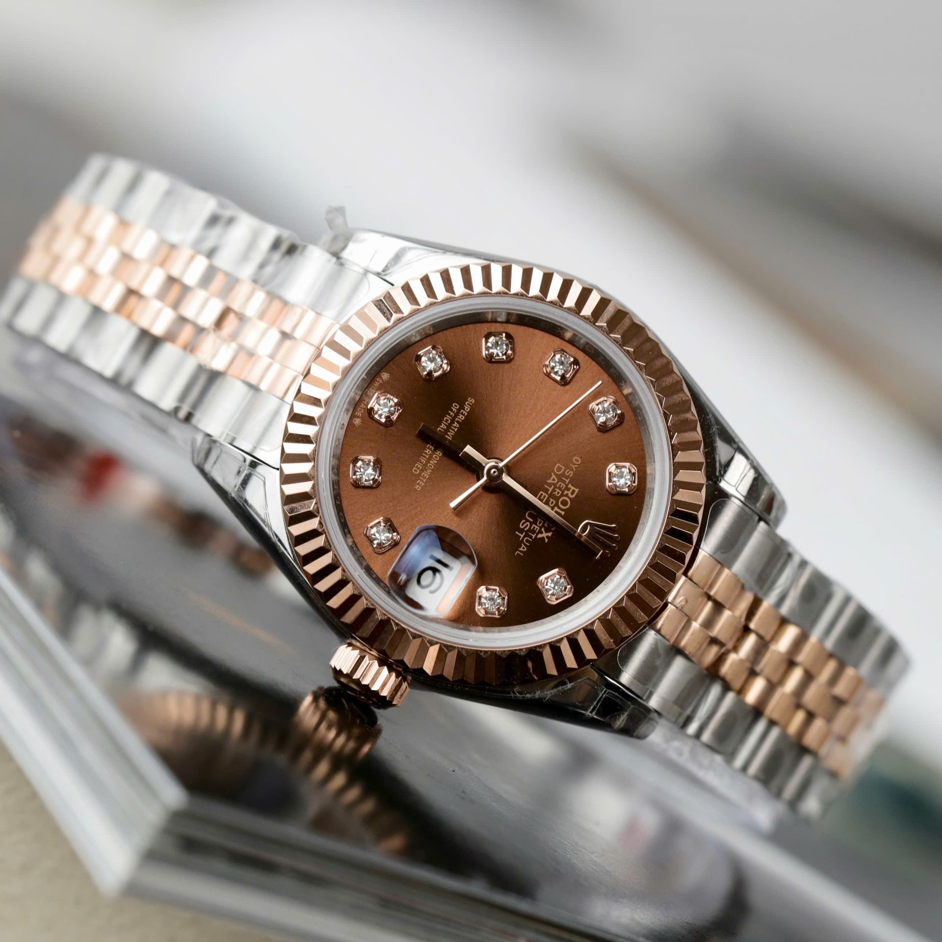 Rolex Lady-DateJust Women Replica Watch Chocolate Dial Jubilee Strap 28mm - Elite Watch Atelier