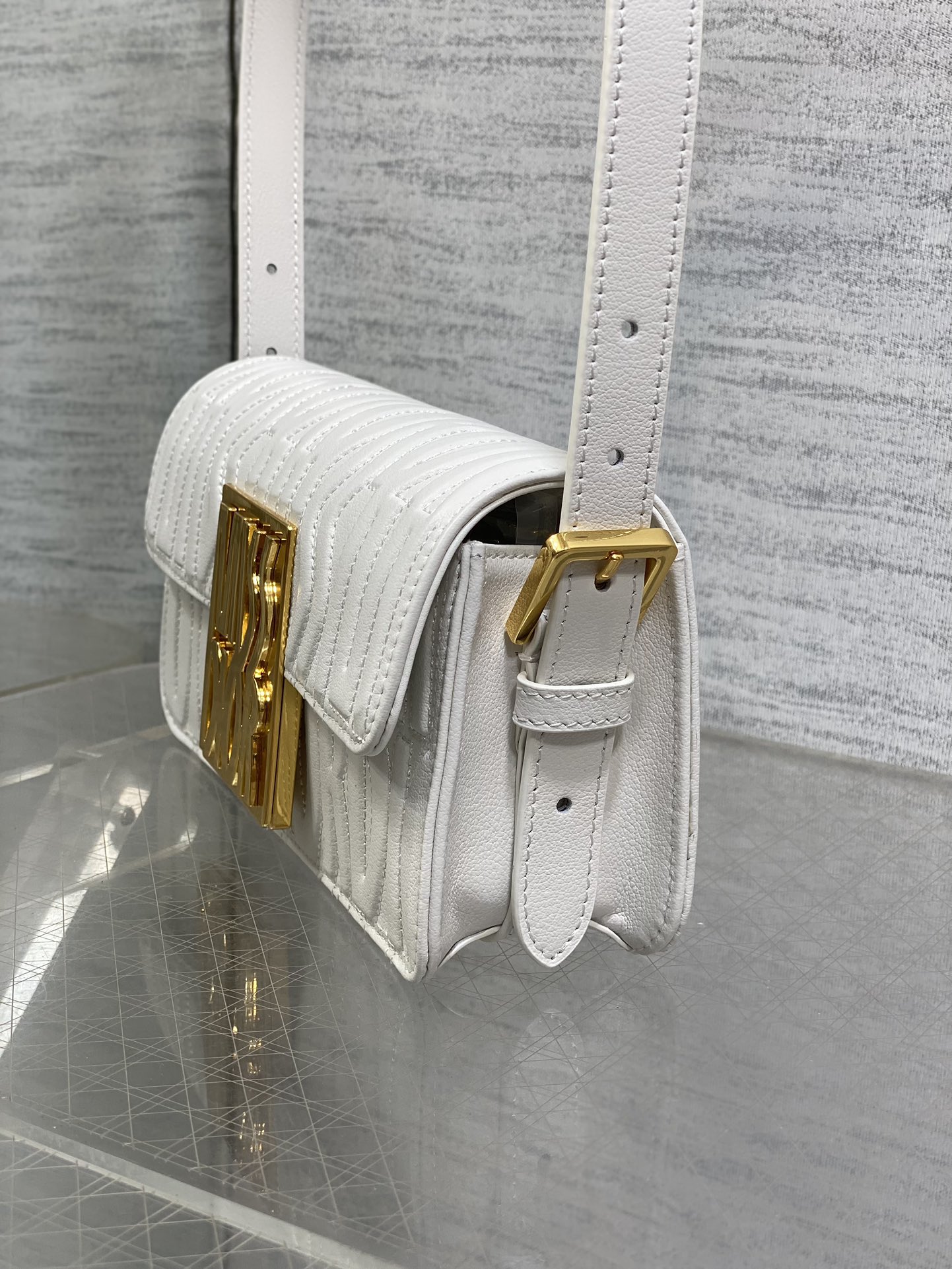 Miss Dior Flap Bag Latte For Women 22cm/8.5in – M2610UBOS_M0301:1High-quality replica