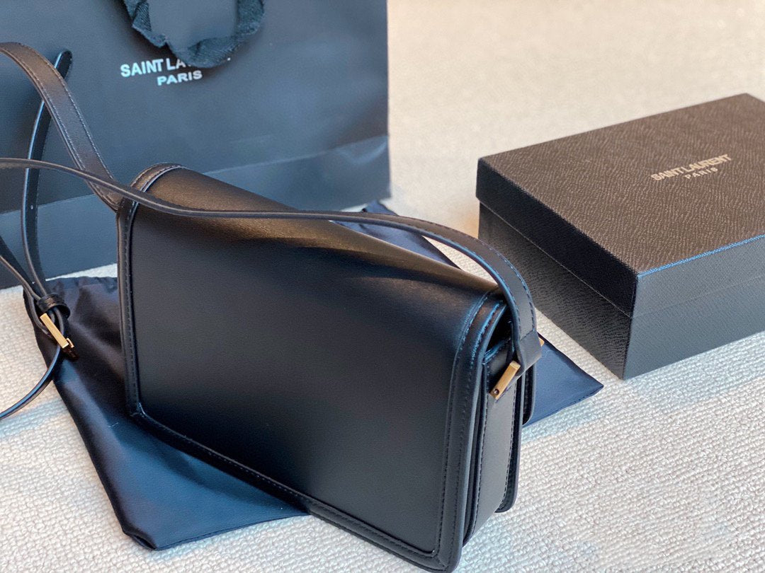 TO – Luxury Edition Bags SLY 1781:1High-quality replica