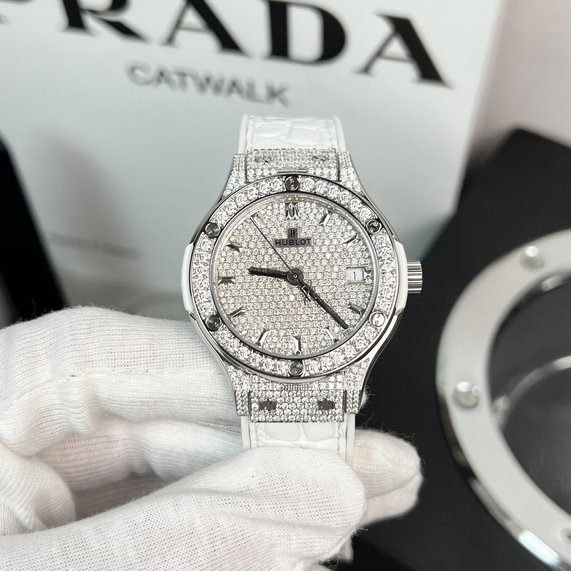 Hublot Replica 1:1 Watch Full Moissanite Diamond White HBF 38mm - Elite Watch Atelier