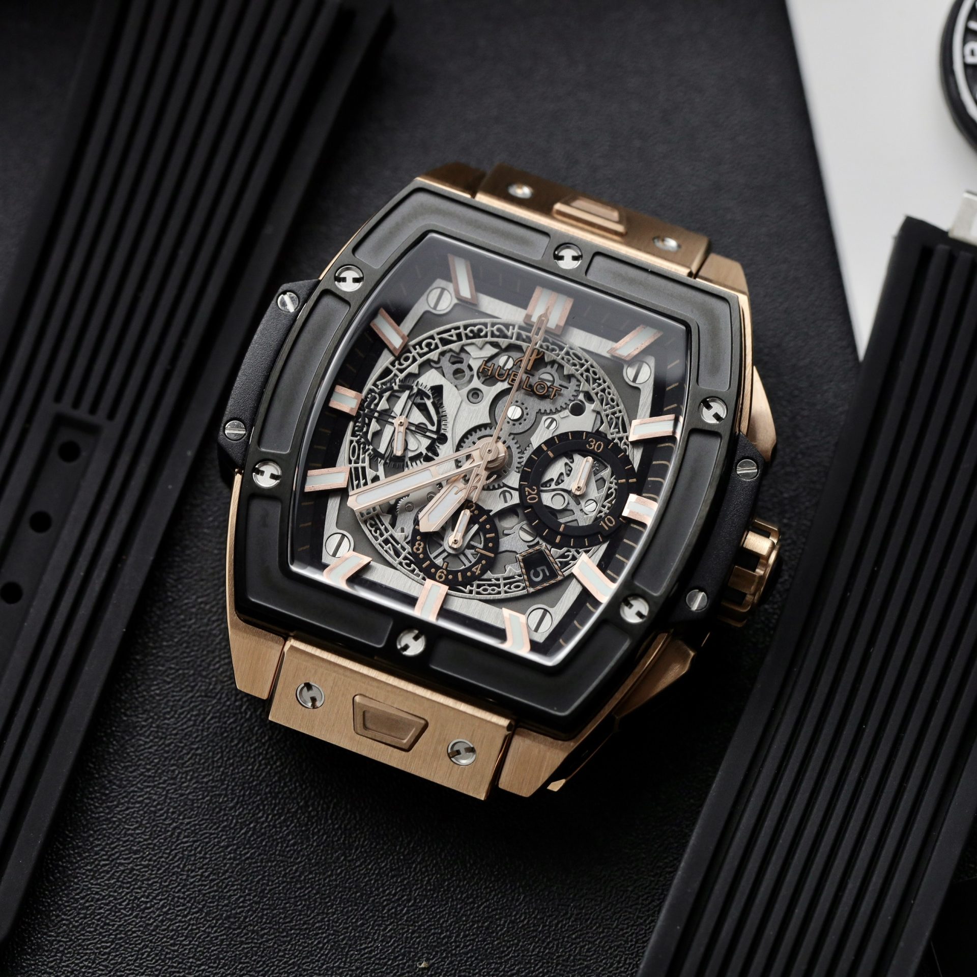 Hublot Replica Watch Spirit Of Big Bang King Gold Black Dial 42mm - Top club