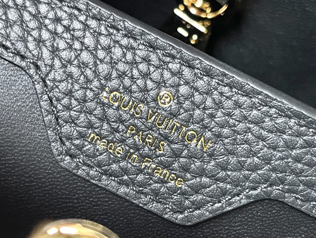 Louis Vuitton Z Capucines MM M211211:1High-quality replica