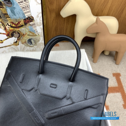 The Ultimate Highest Quality Replica: Hermès Shadow Birkin 251:1High-quality replica